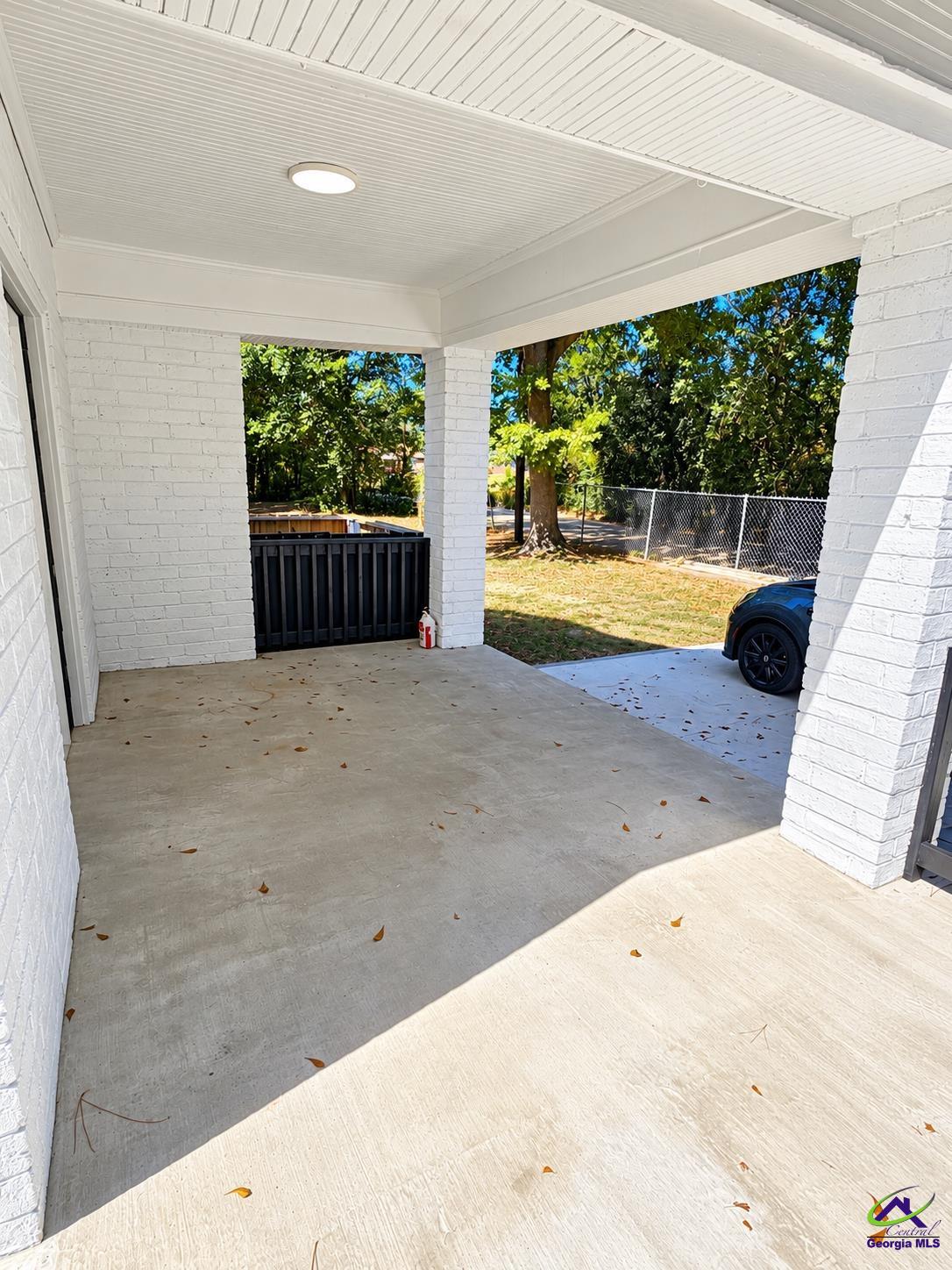 896 Roseview Drive
