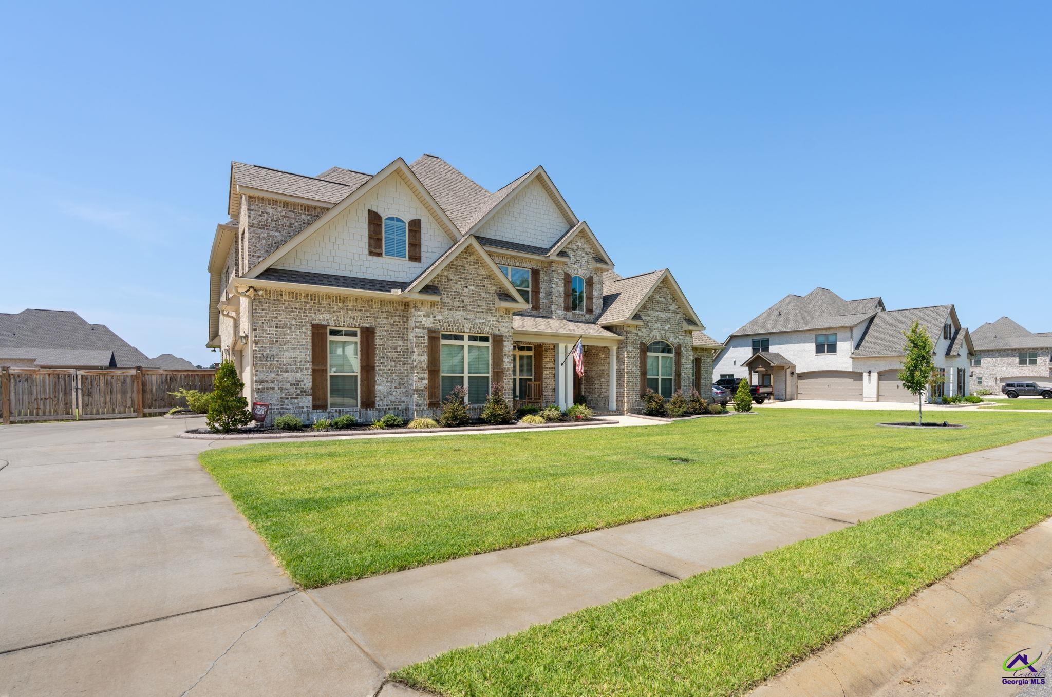 210 Bristleleaf Path