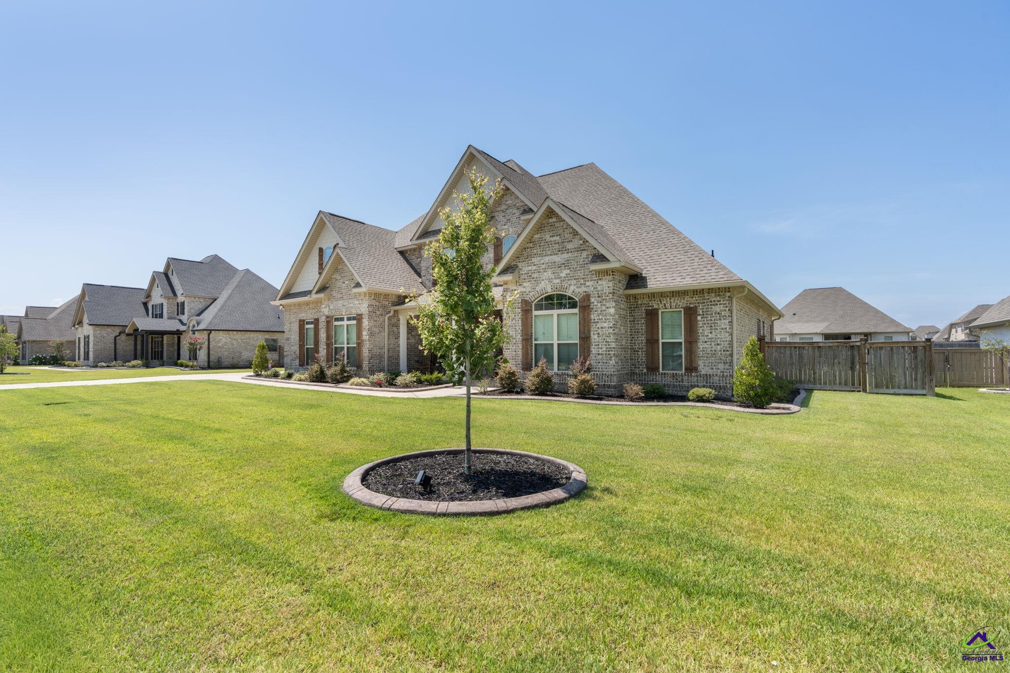 210 Bristleleaf Path