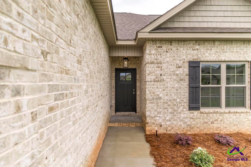 514 Bristleleaf Path