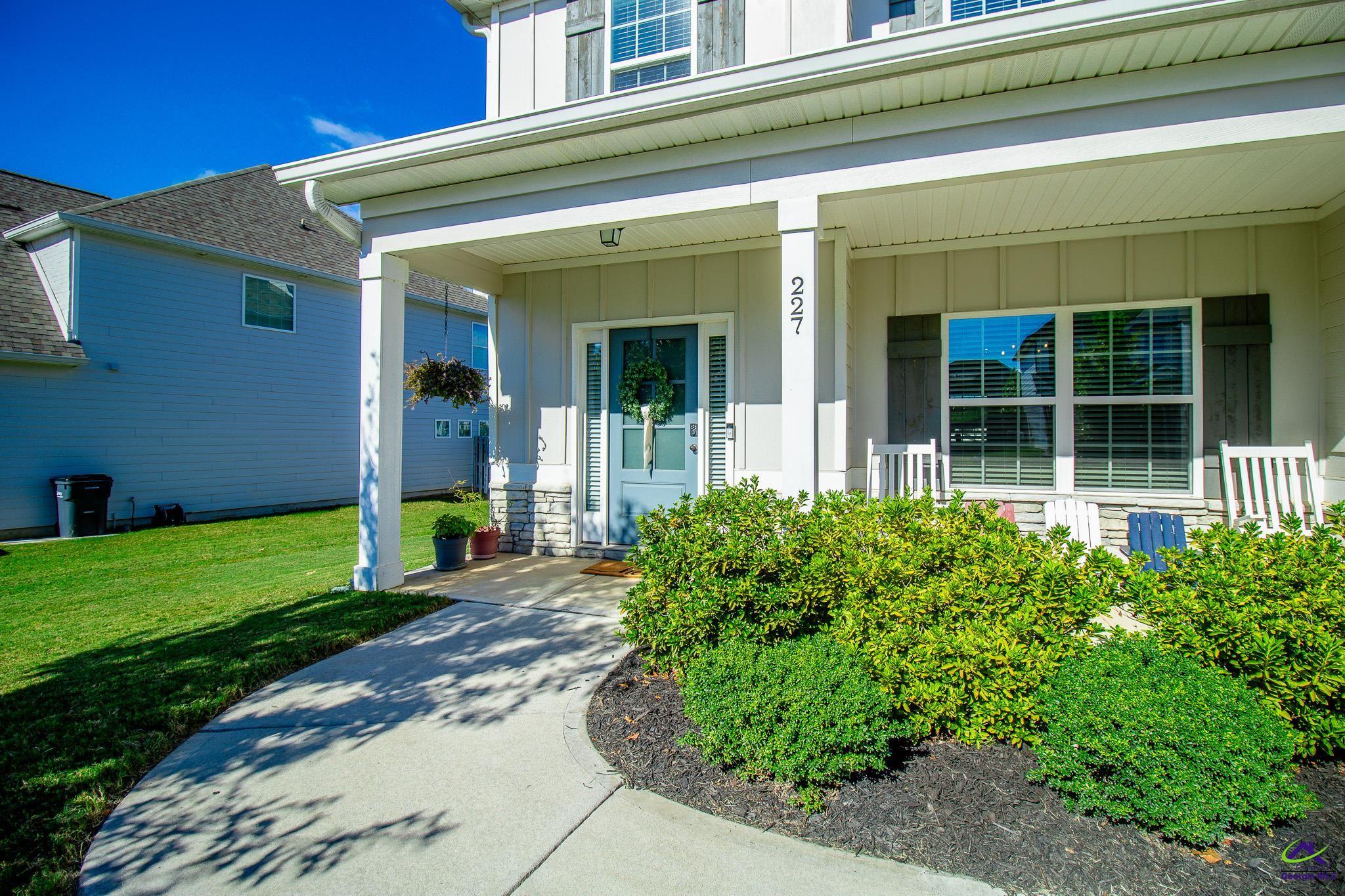 227 Shoshone Circle