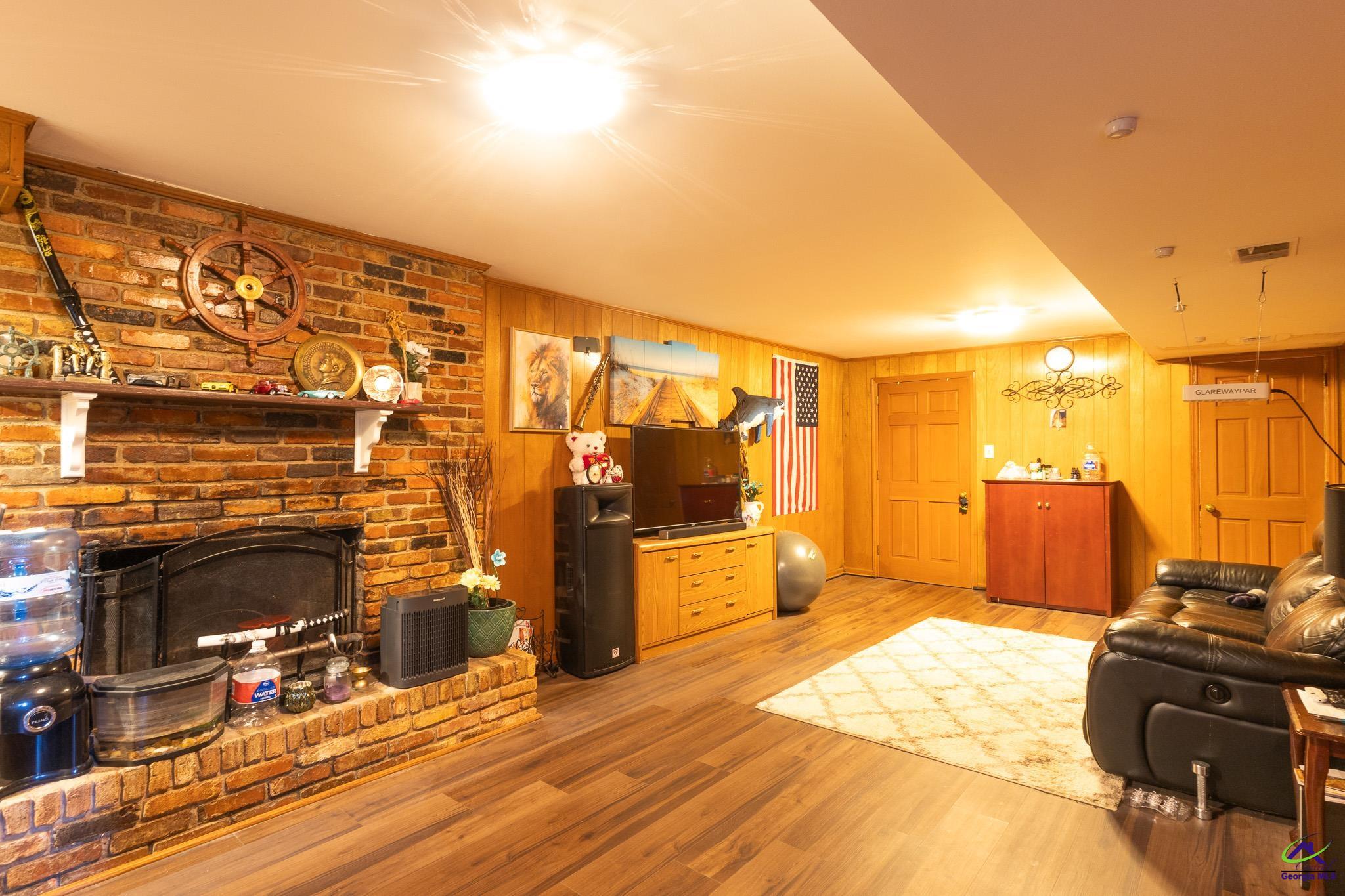 4638 Glenwood drive
