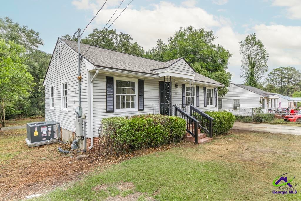 3529 McKenzie Drive