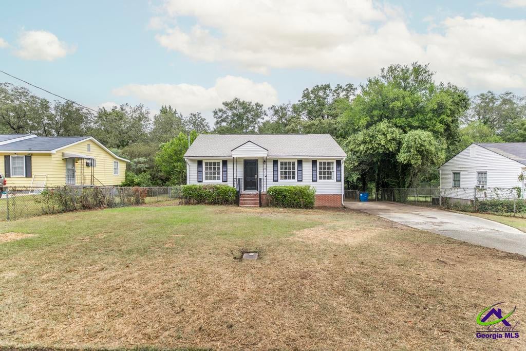 3529 McKenzie Drive
