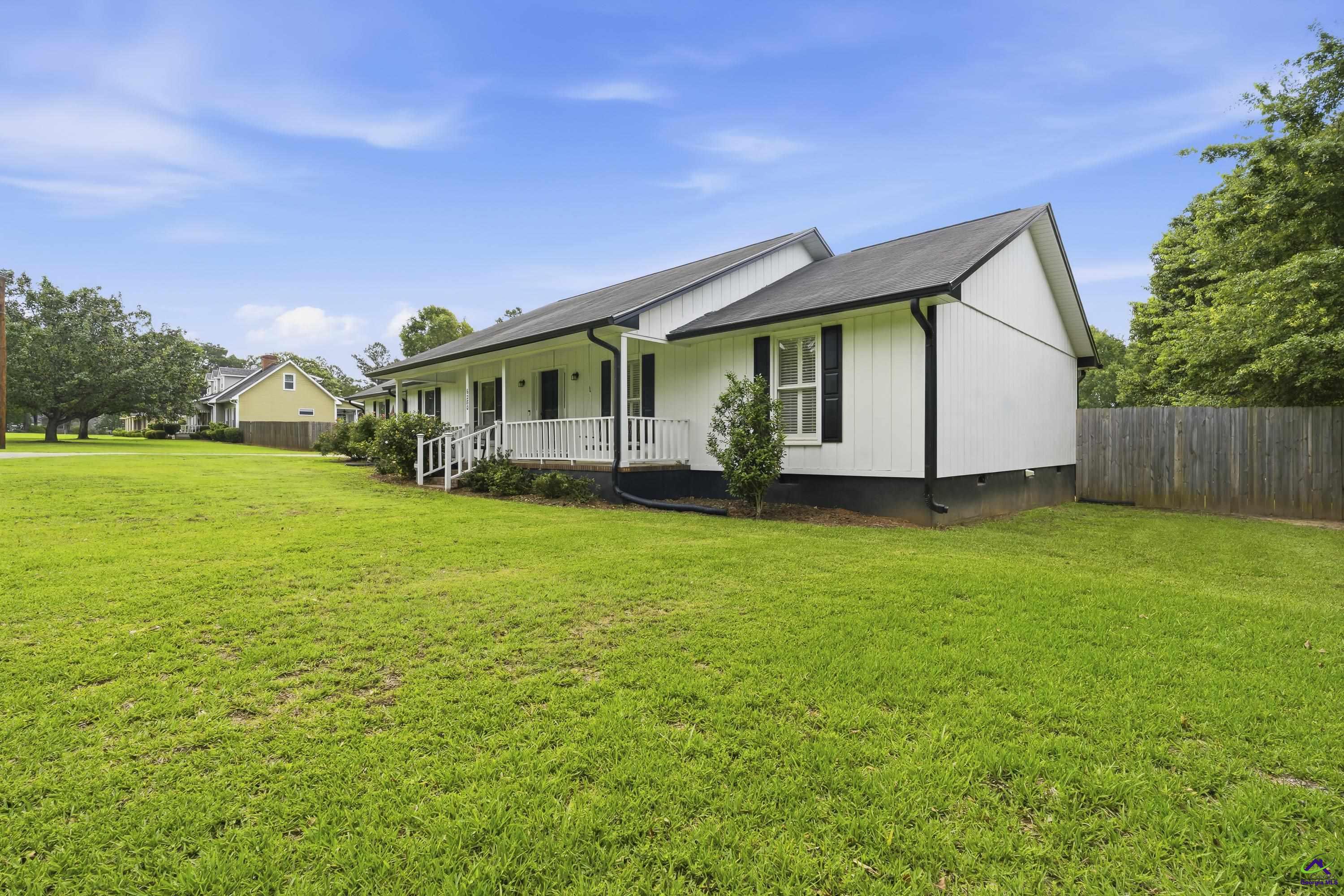 6280 Stapleton Road