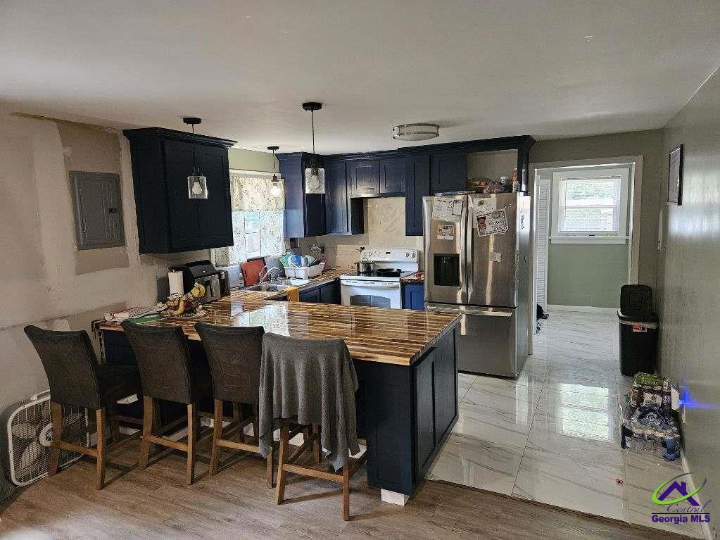 533 Grenada Terrace