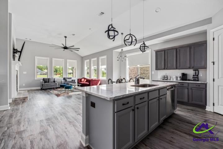 112 Gwendolyn Avenue
