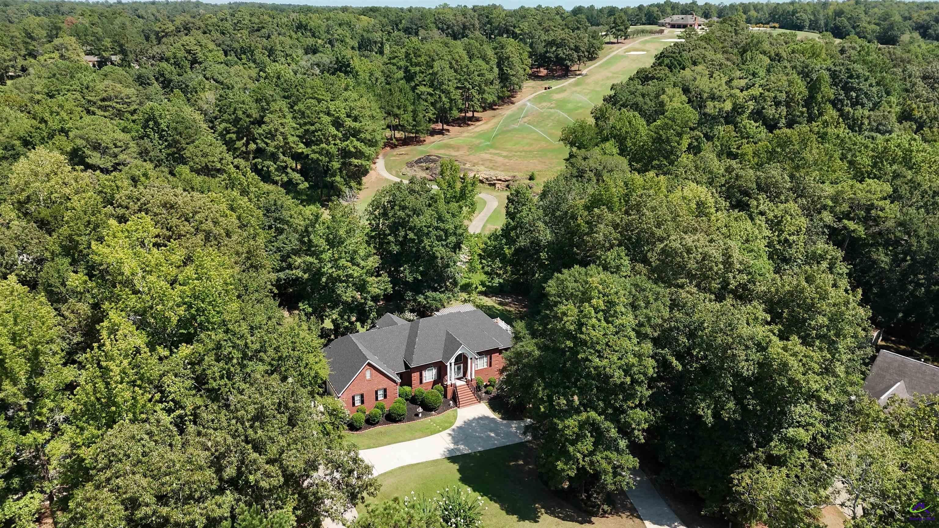 128 Cross Creek Circle