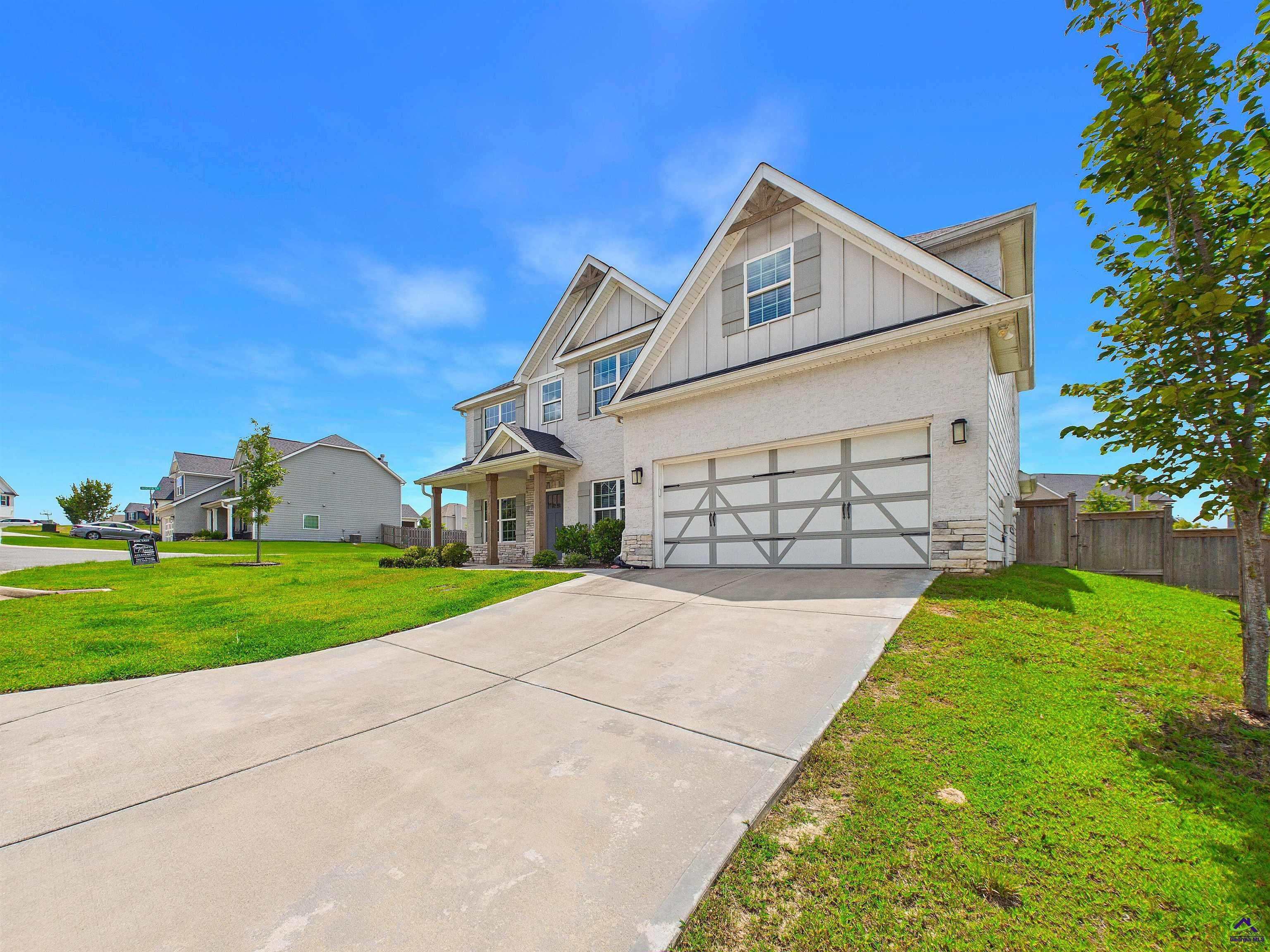 311 Shoshone Circle