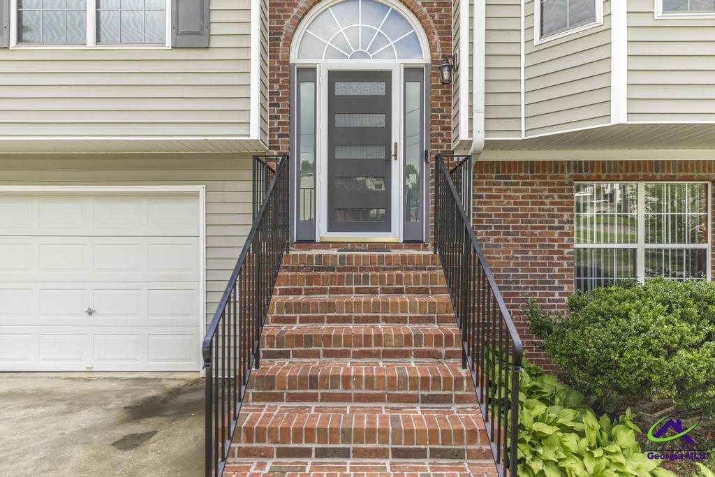 2757 Luke Drive