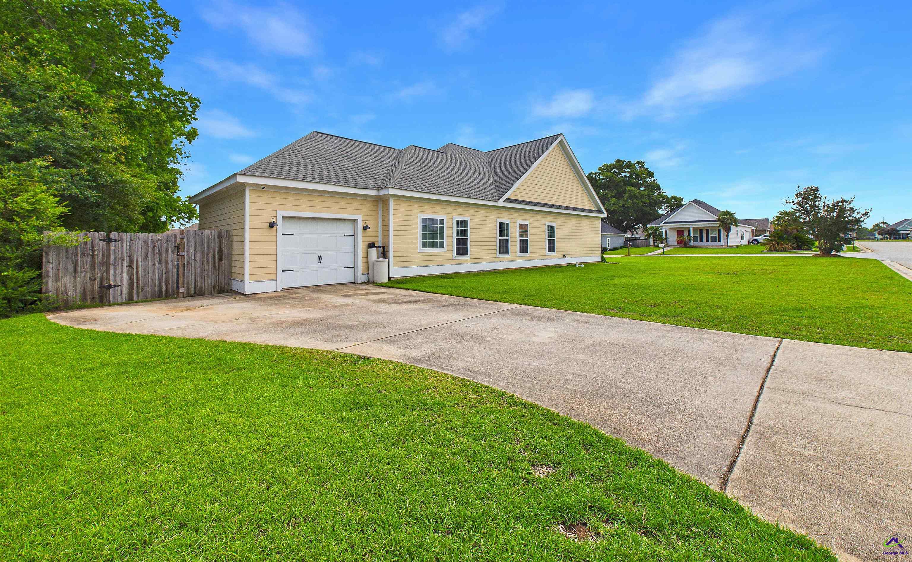222 Gray Fox Crossing