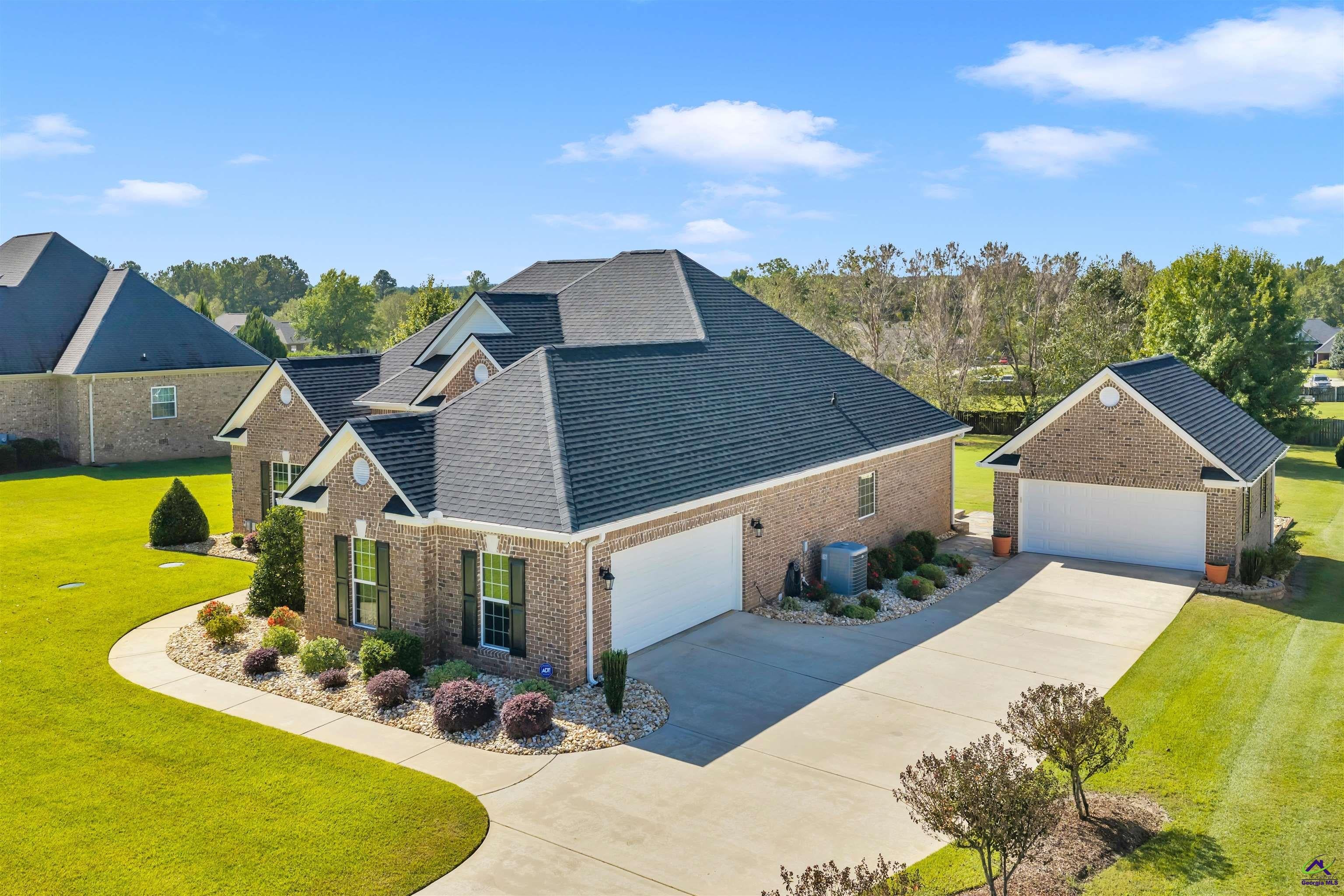 2046 Hiwassee Drive
