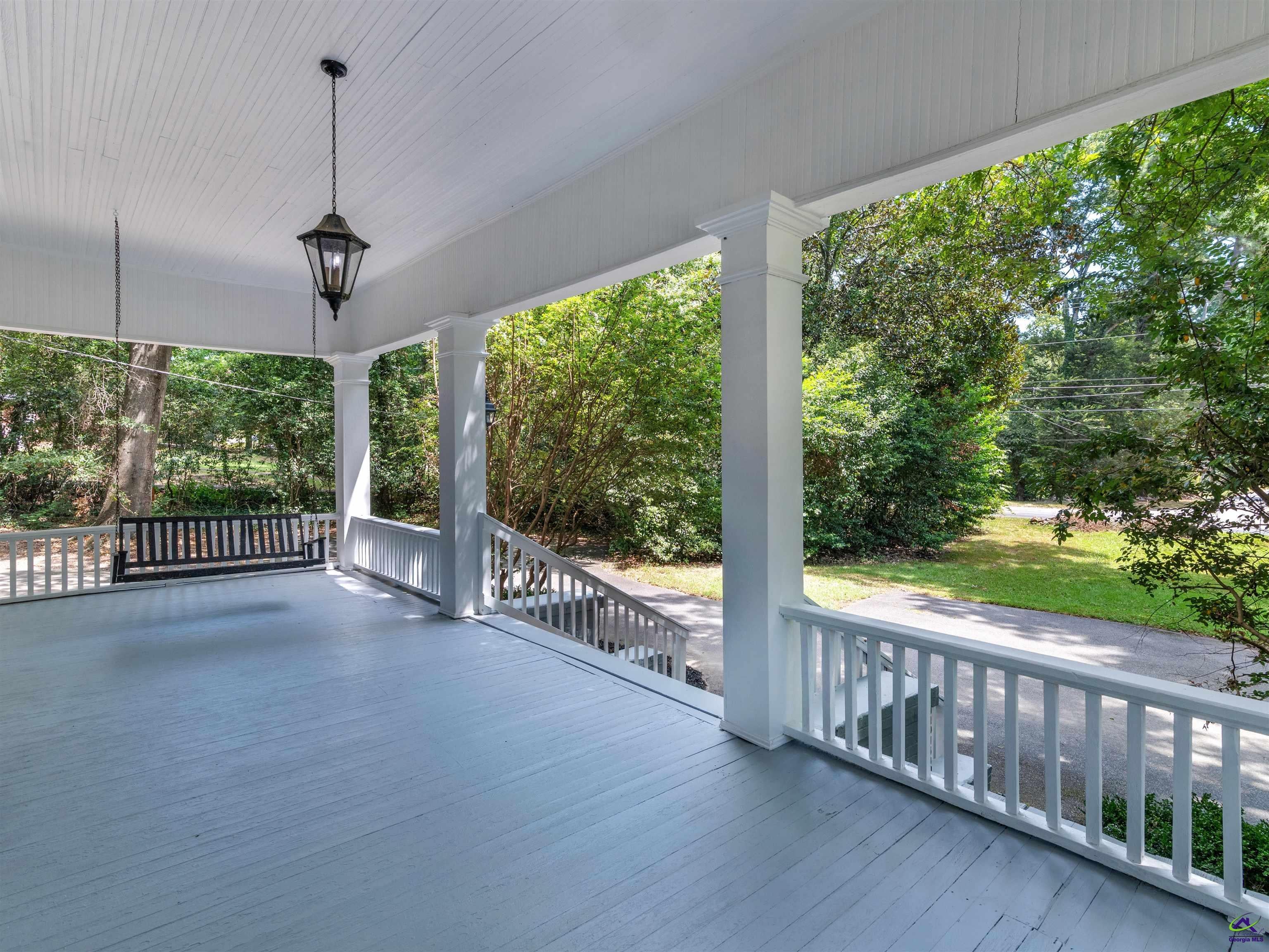 380 Forest Hill Road