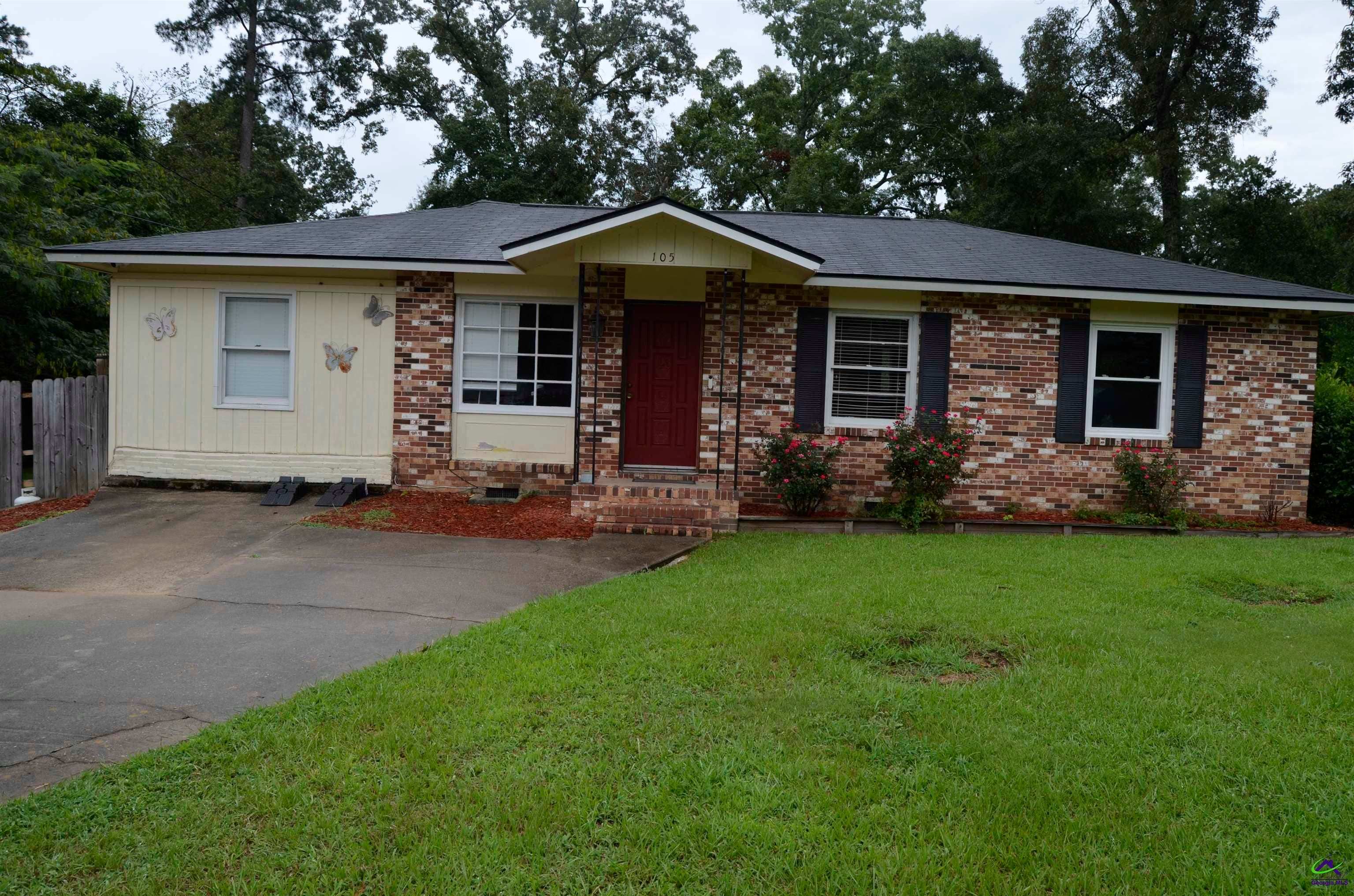 105 Woodland Court