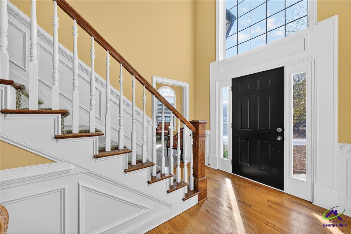 518 River Overlook