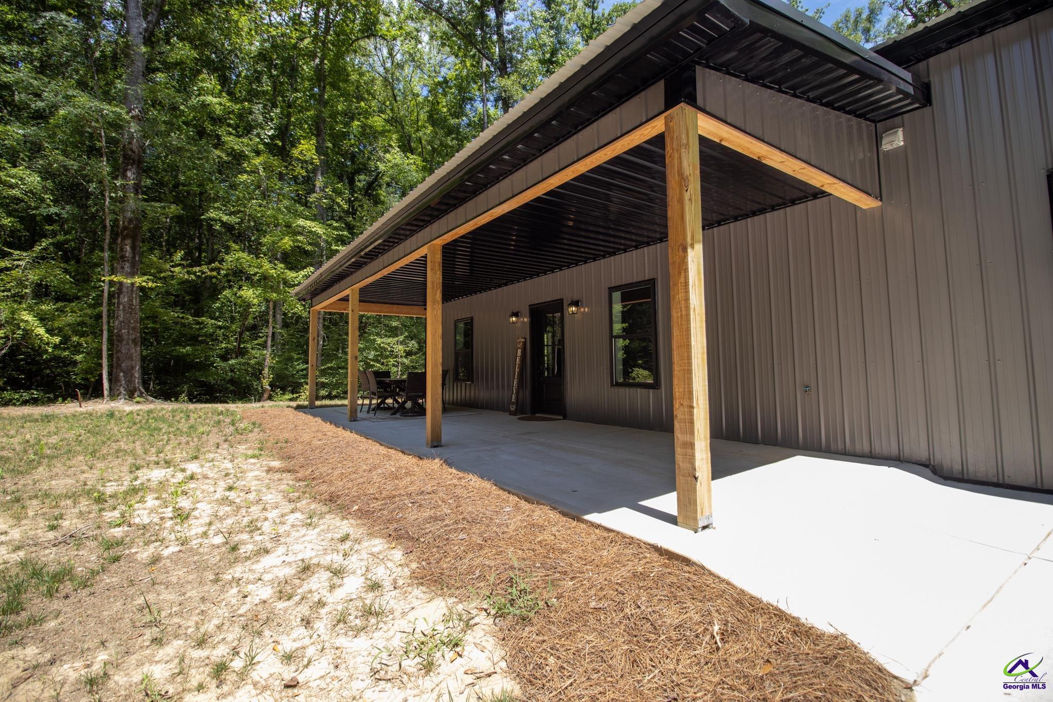 3317 Hwy 41 N