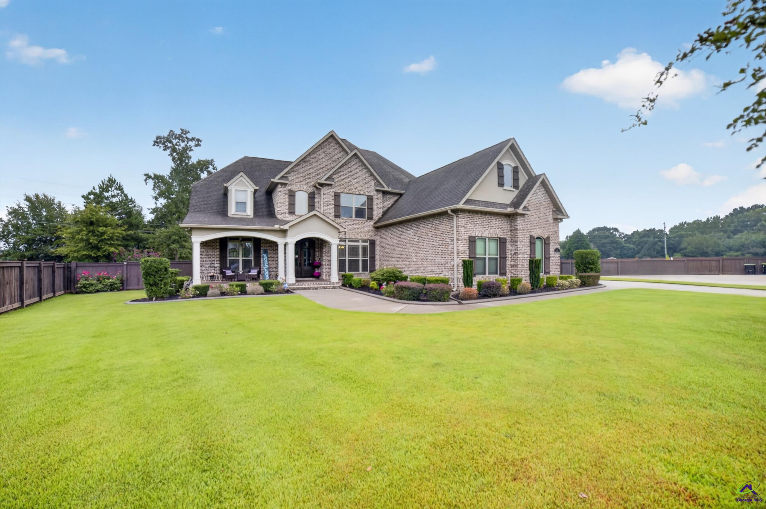 506 Southern Woods Trail