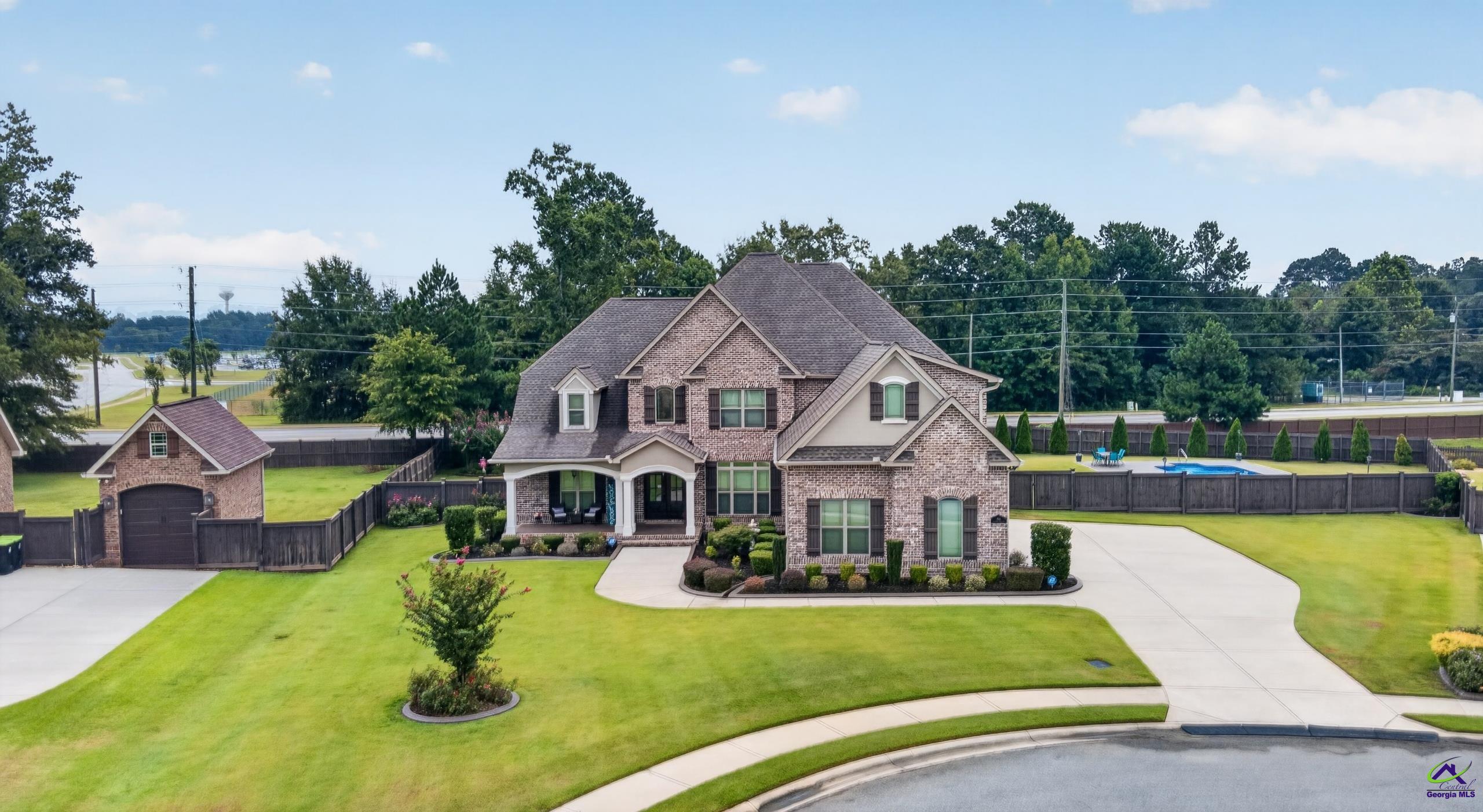 506 Southern Woods Trail