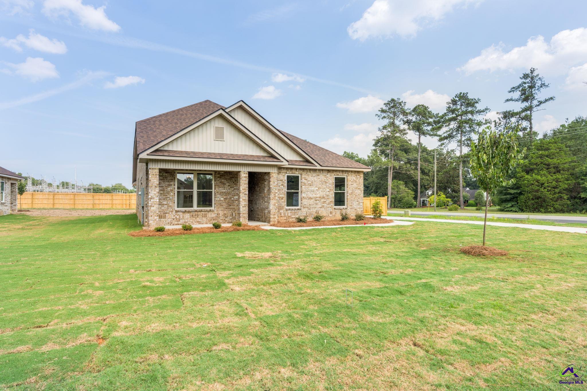 2 Pleasant Oaks Drive