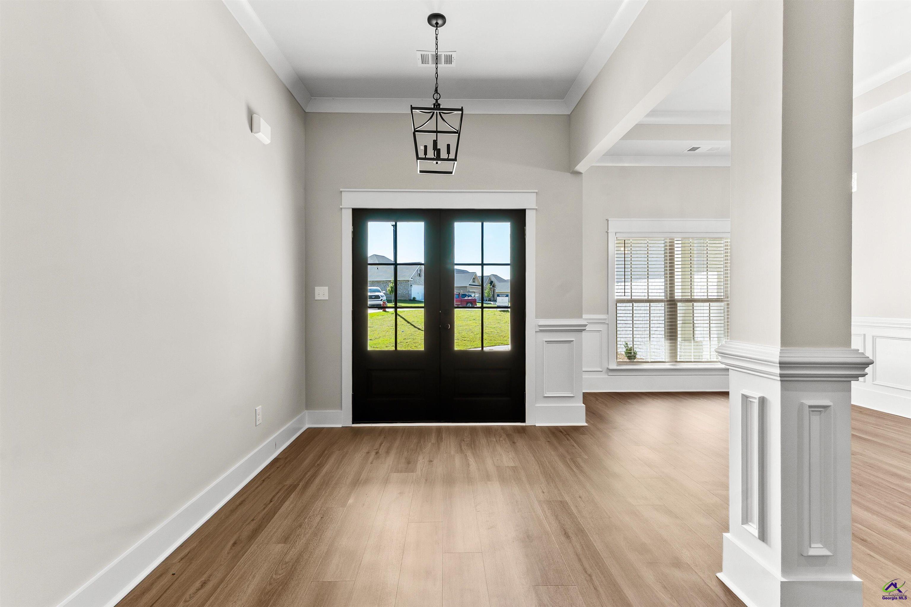 217 Golden Chestnut Bend