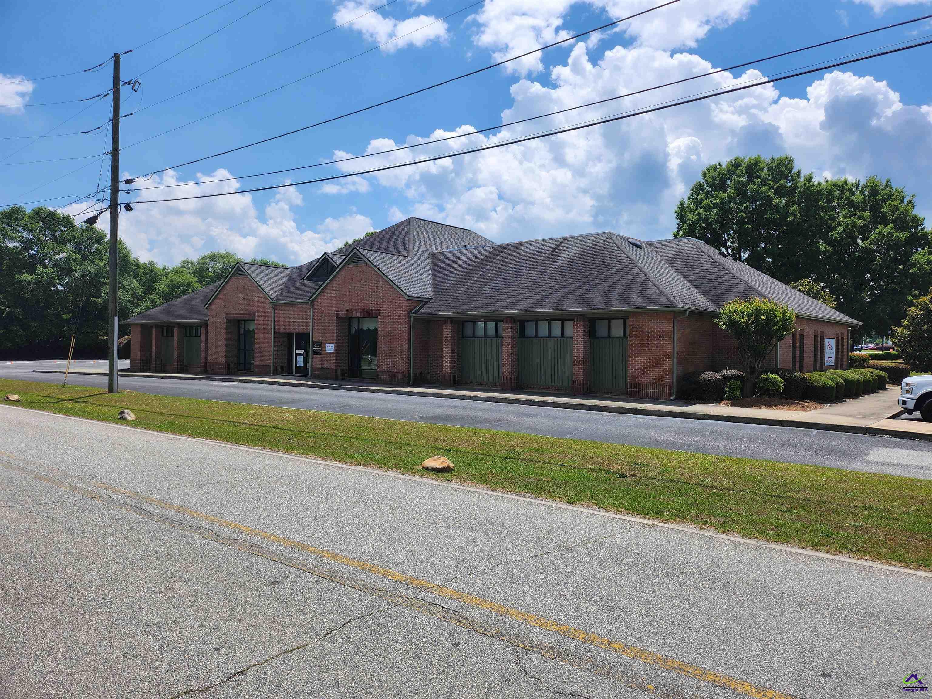 200 S. Houston Lake Road