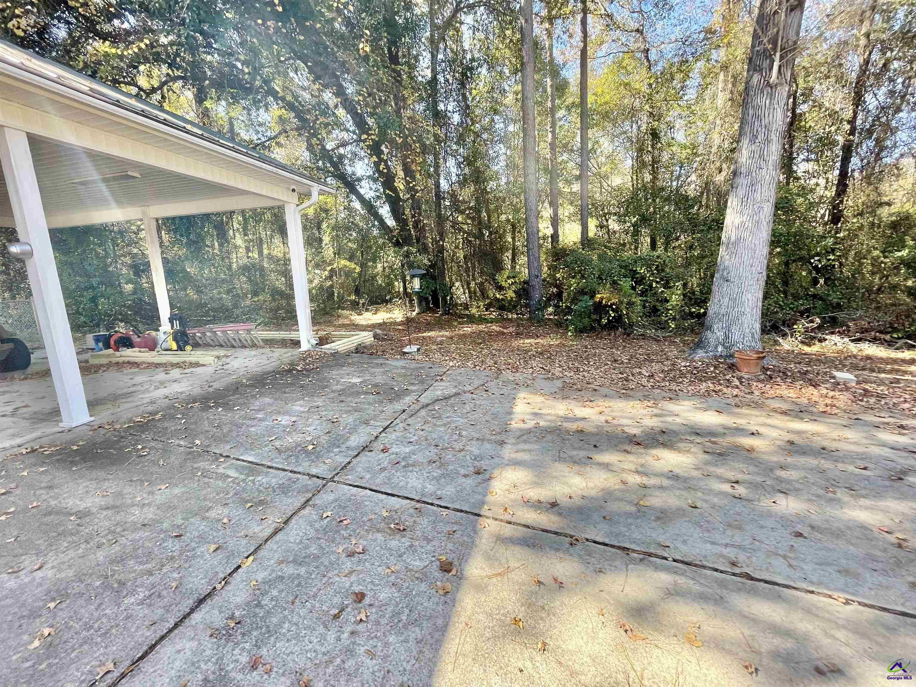 98 Waterfront Way