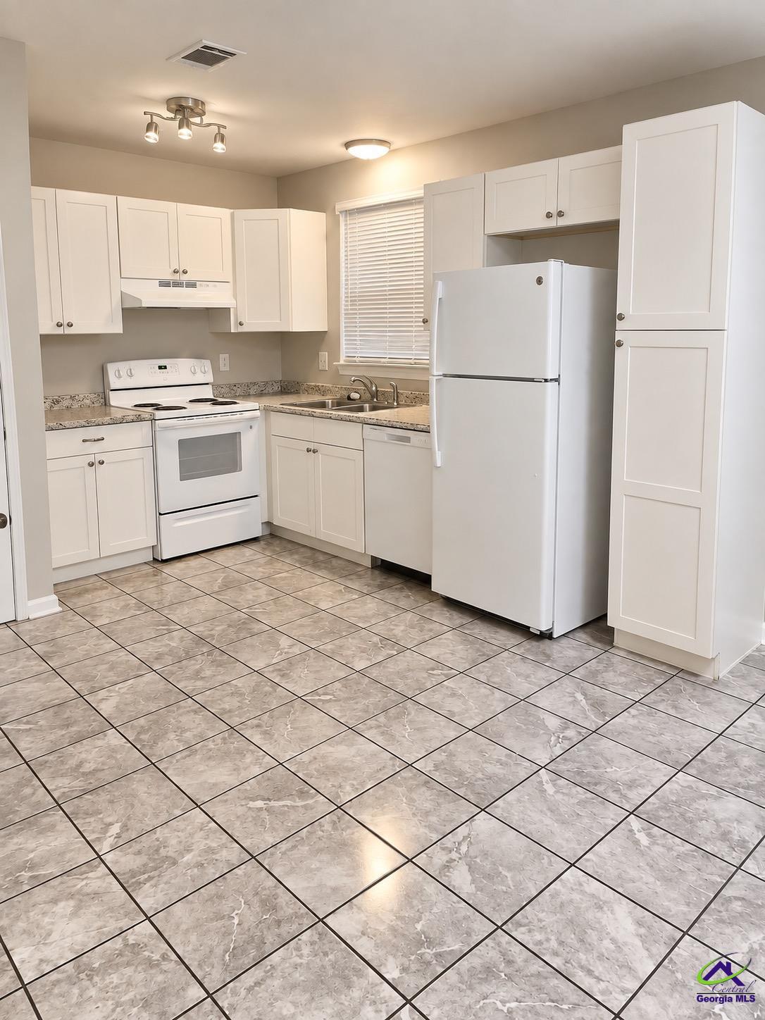 108 Lancelot Court
