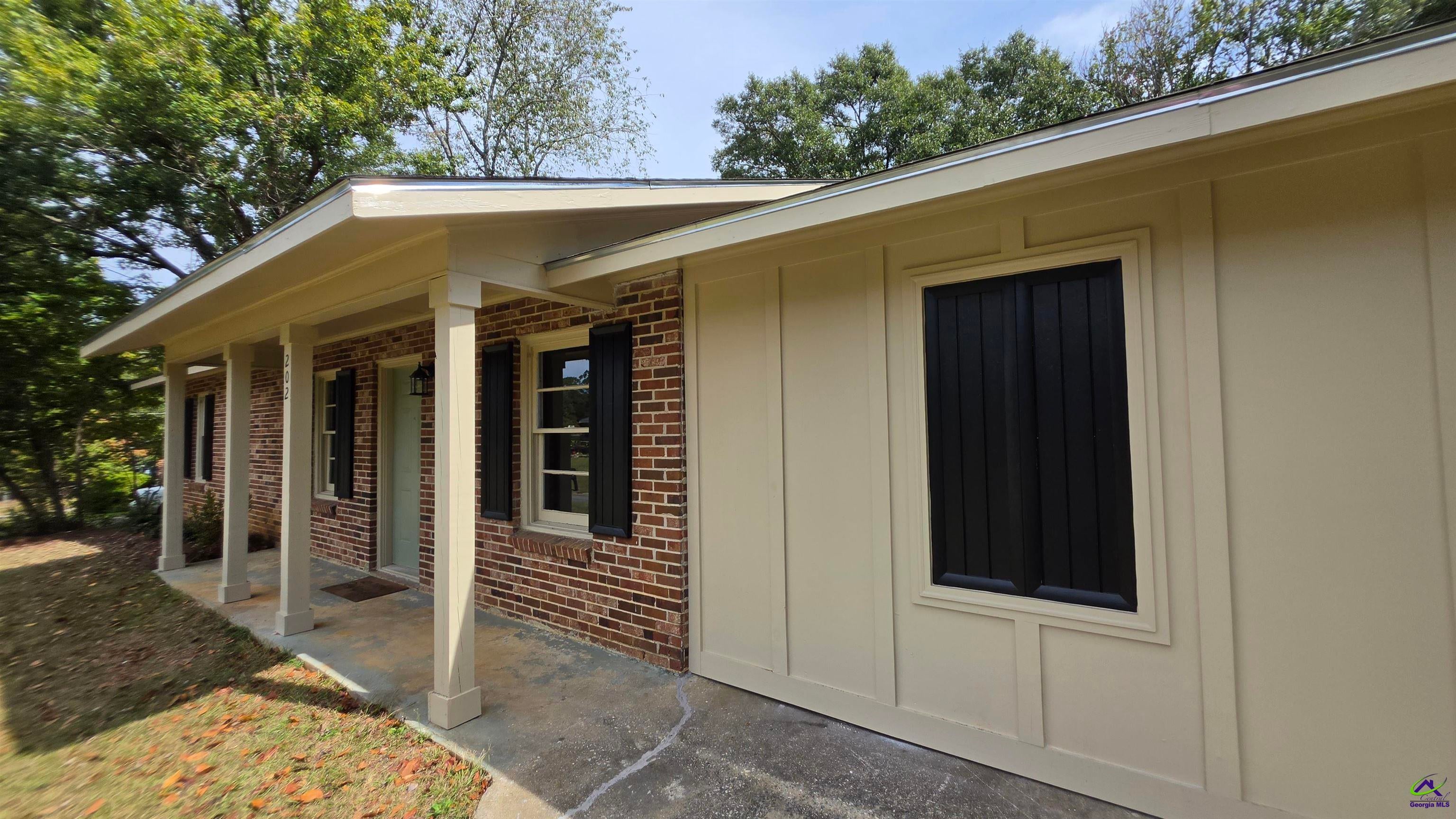 202 Mike Street