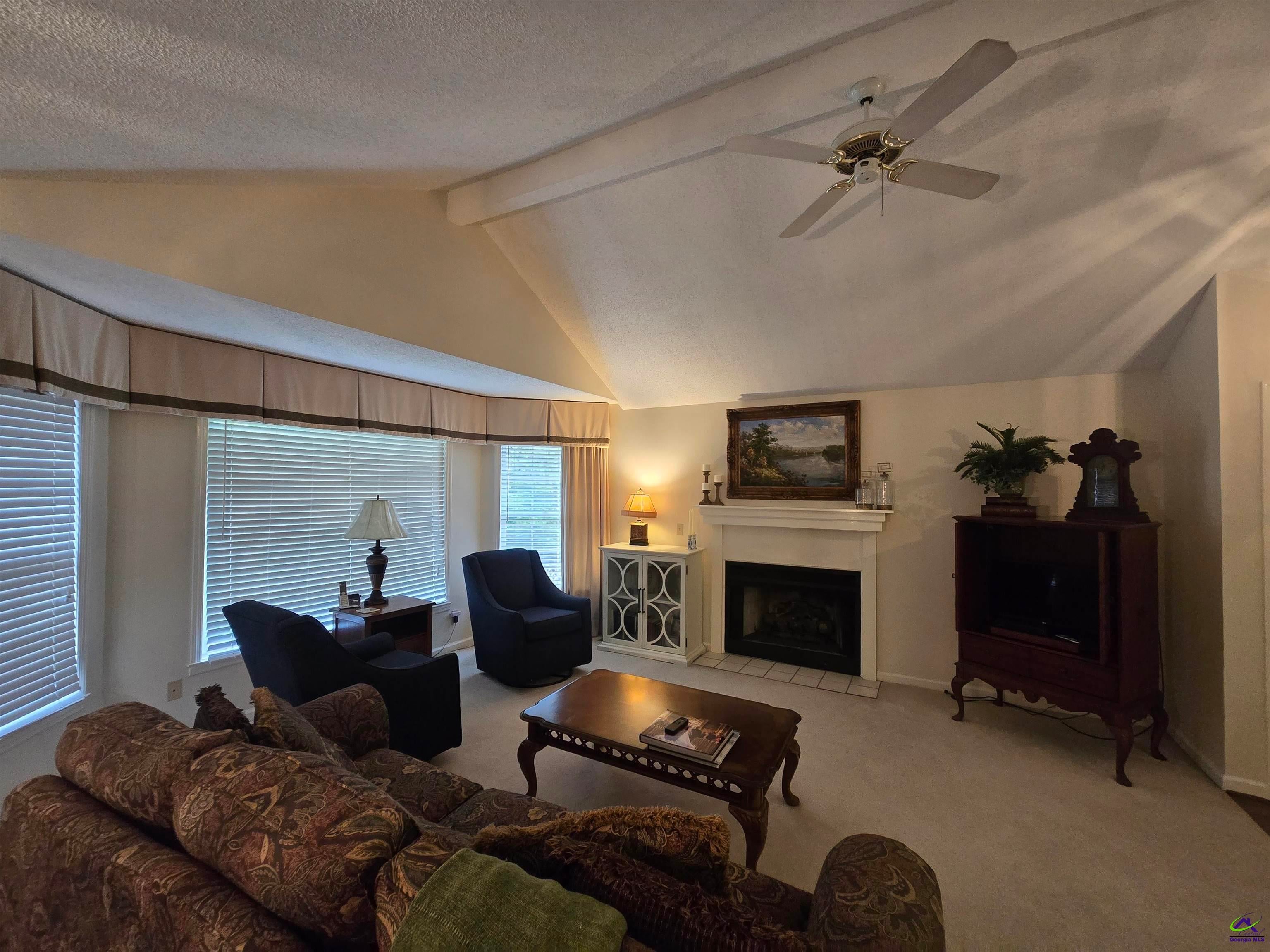 206 Echo Lane