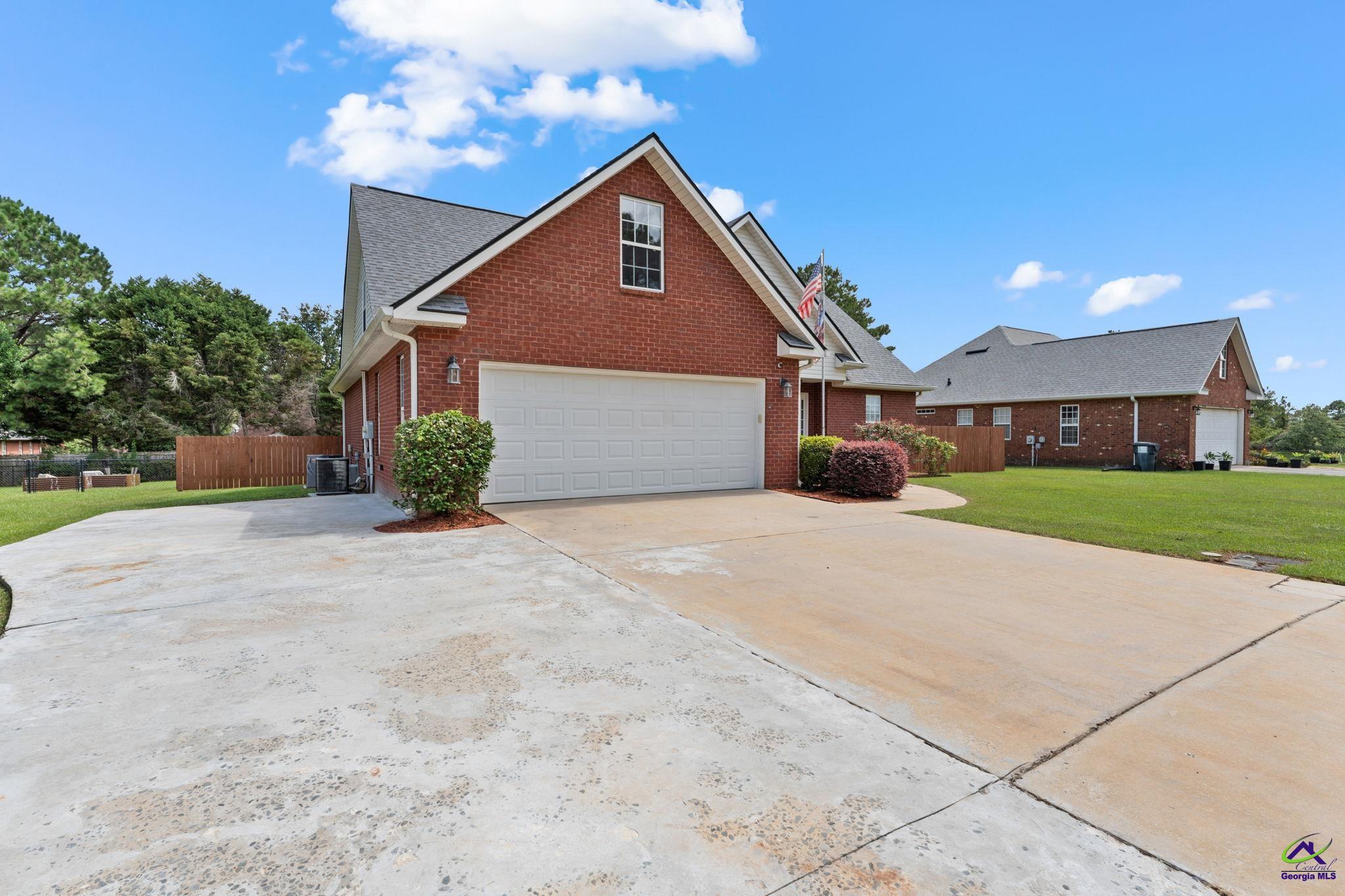 318 Christopher Luke Circle