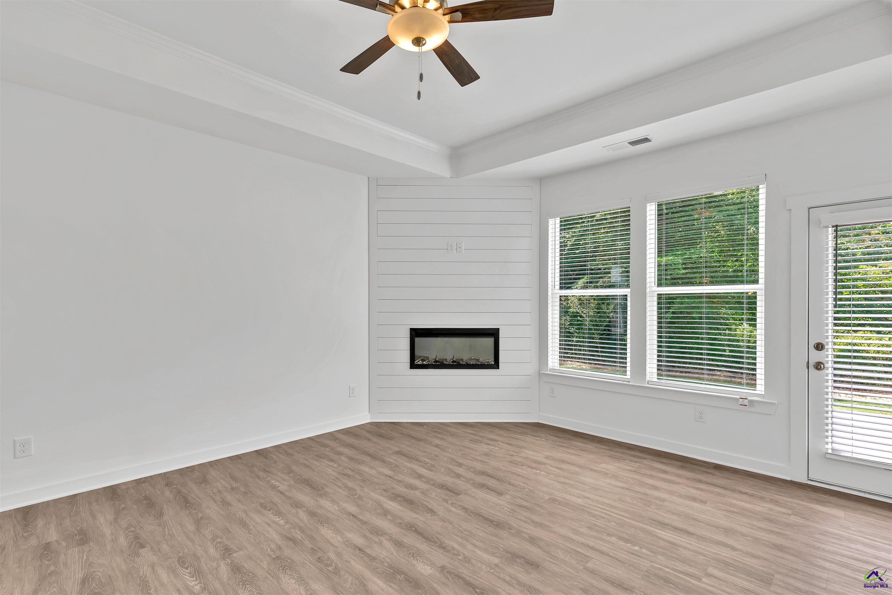 111 Breakwater Way