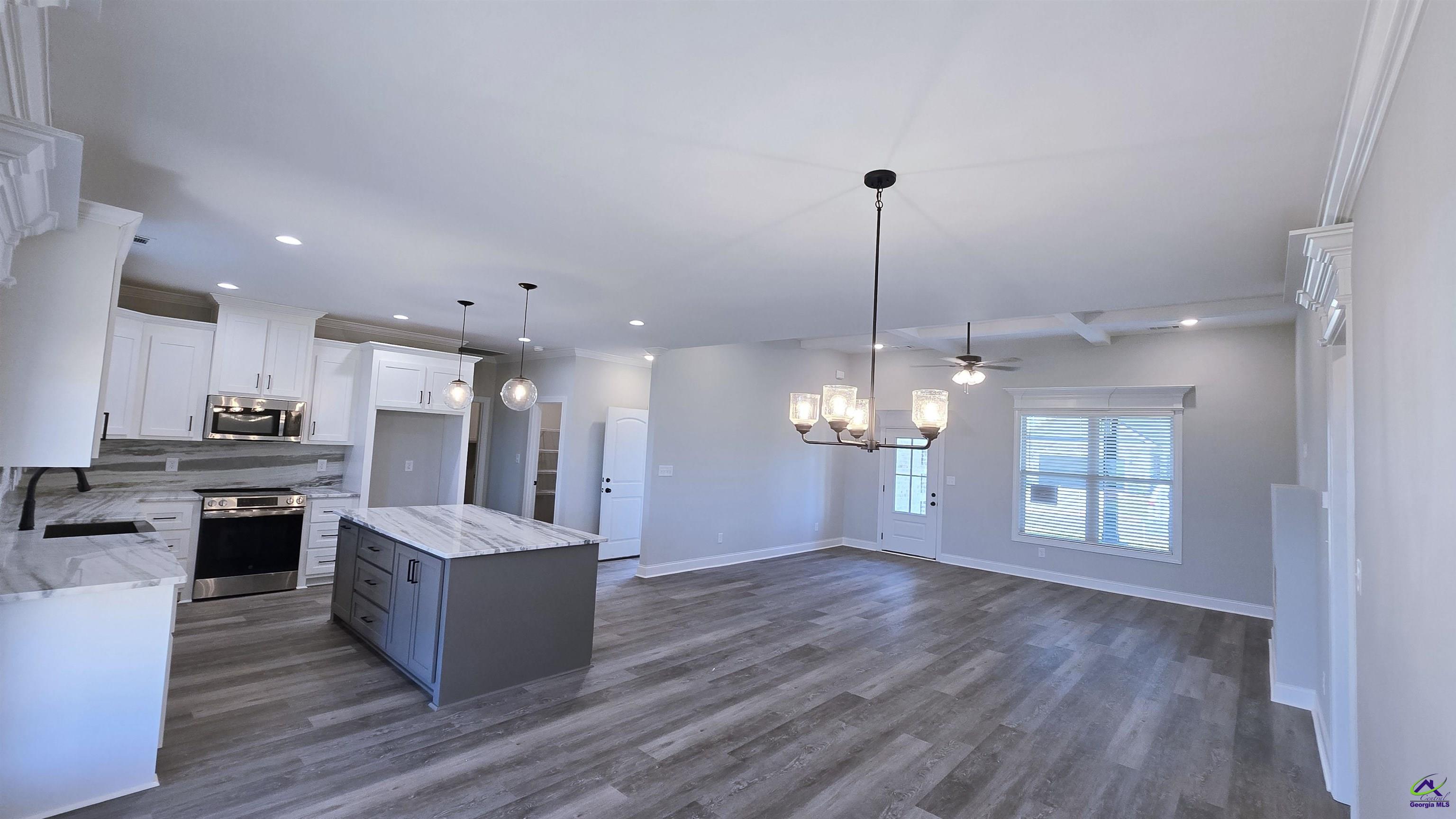 302 Firelight Way