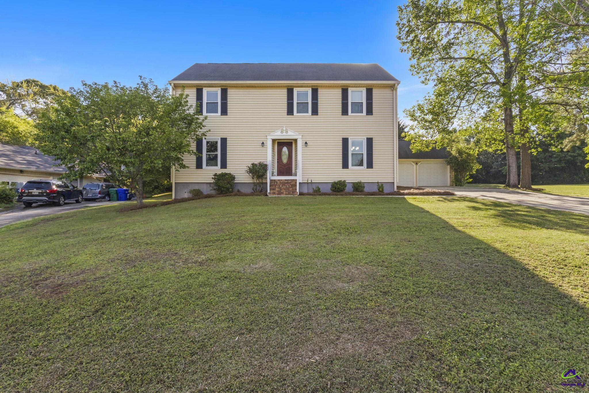 106 S Oaks Lane