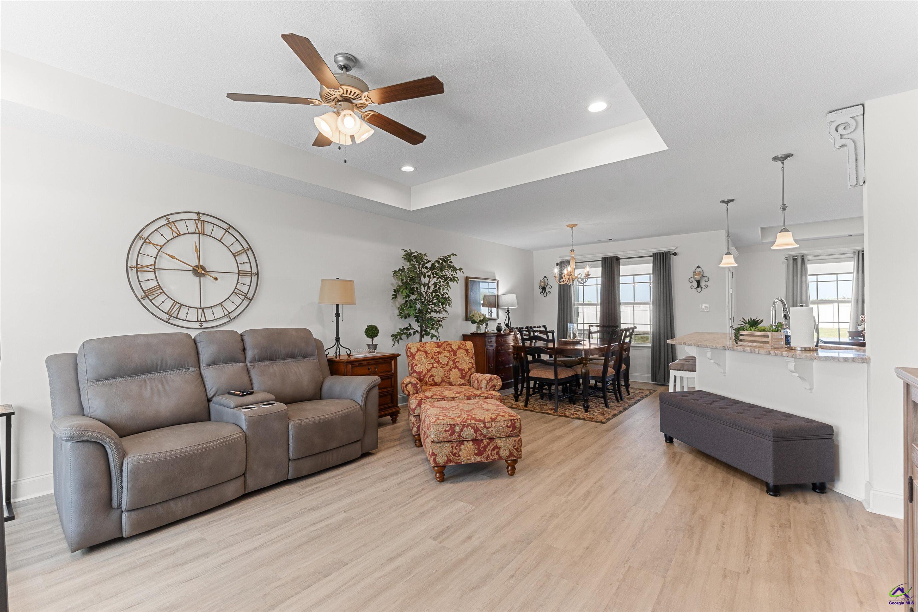 425 Lamplight Drive