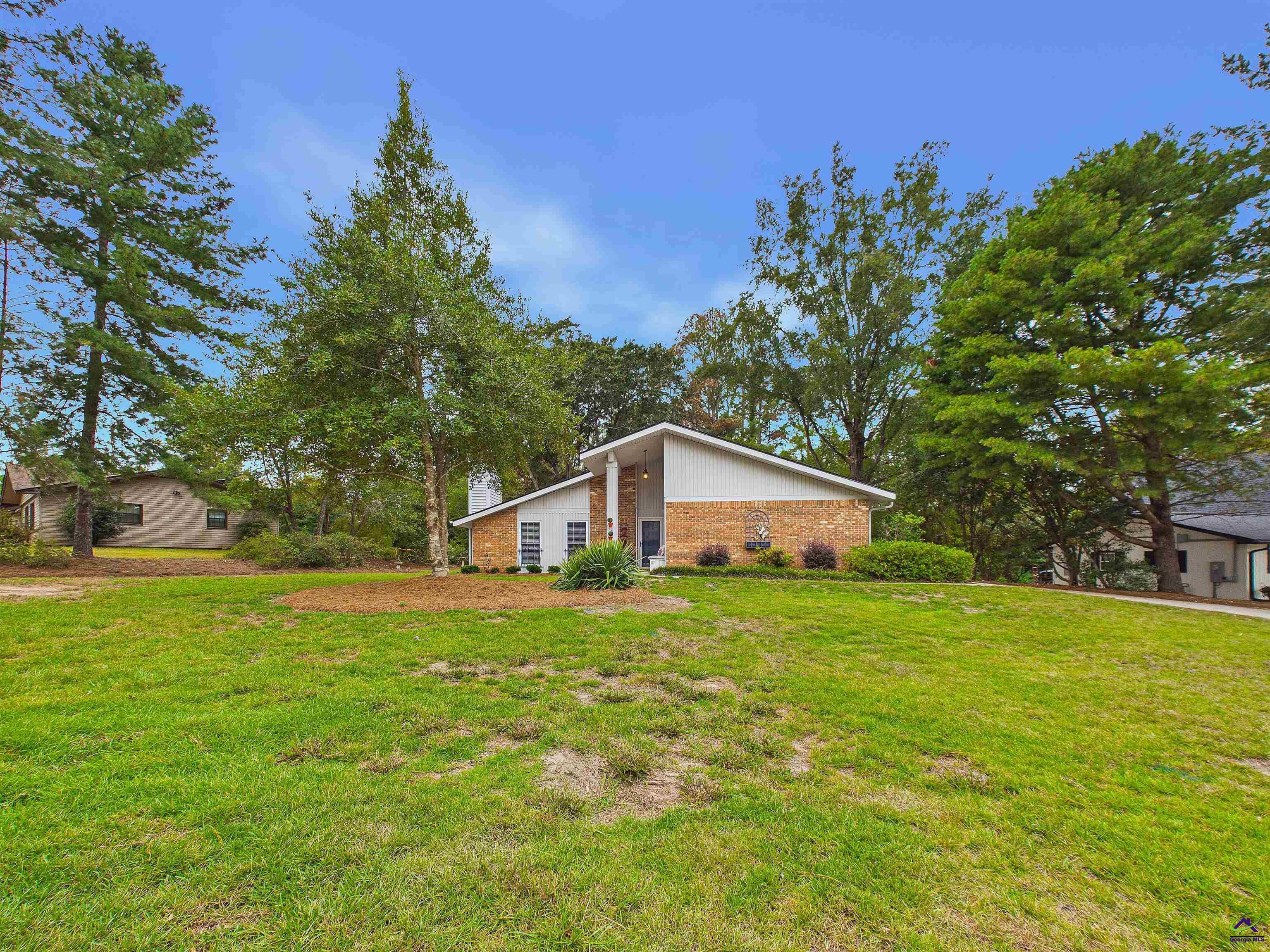 117 Lake Front