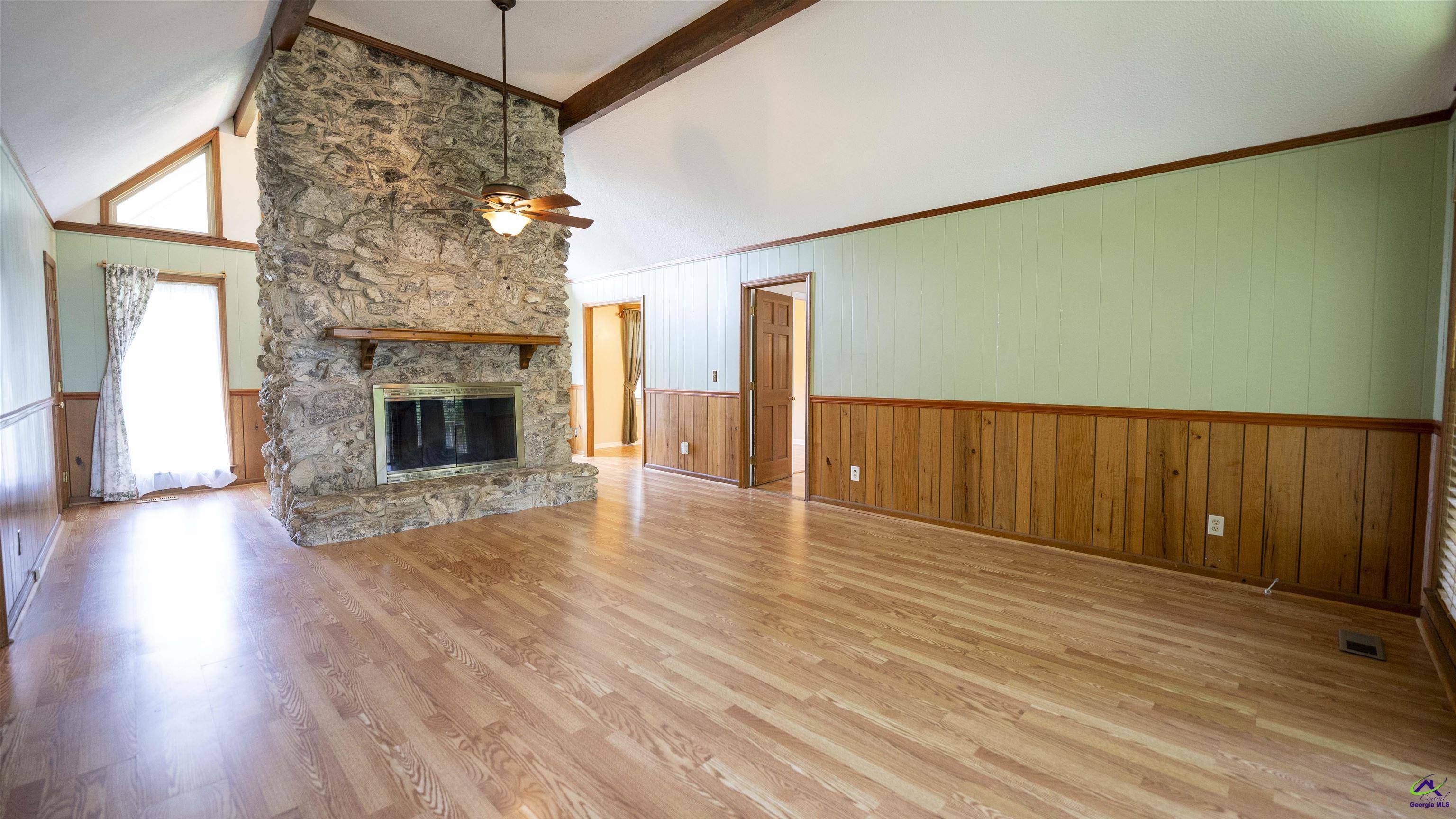 121 Robert Drive