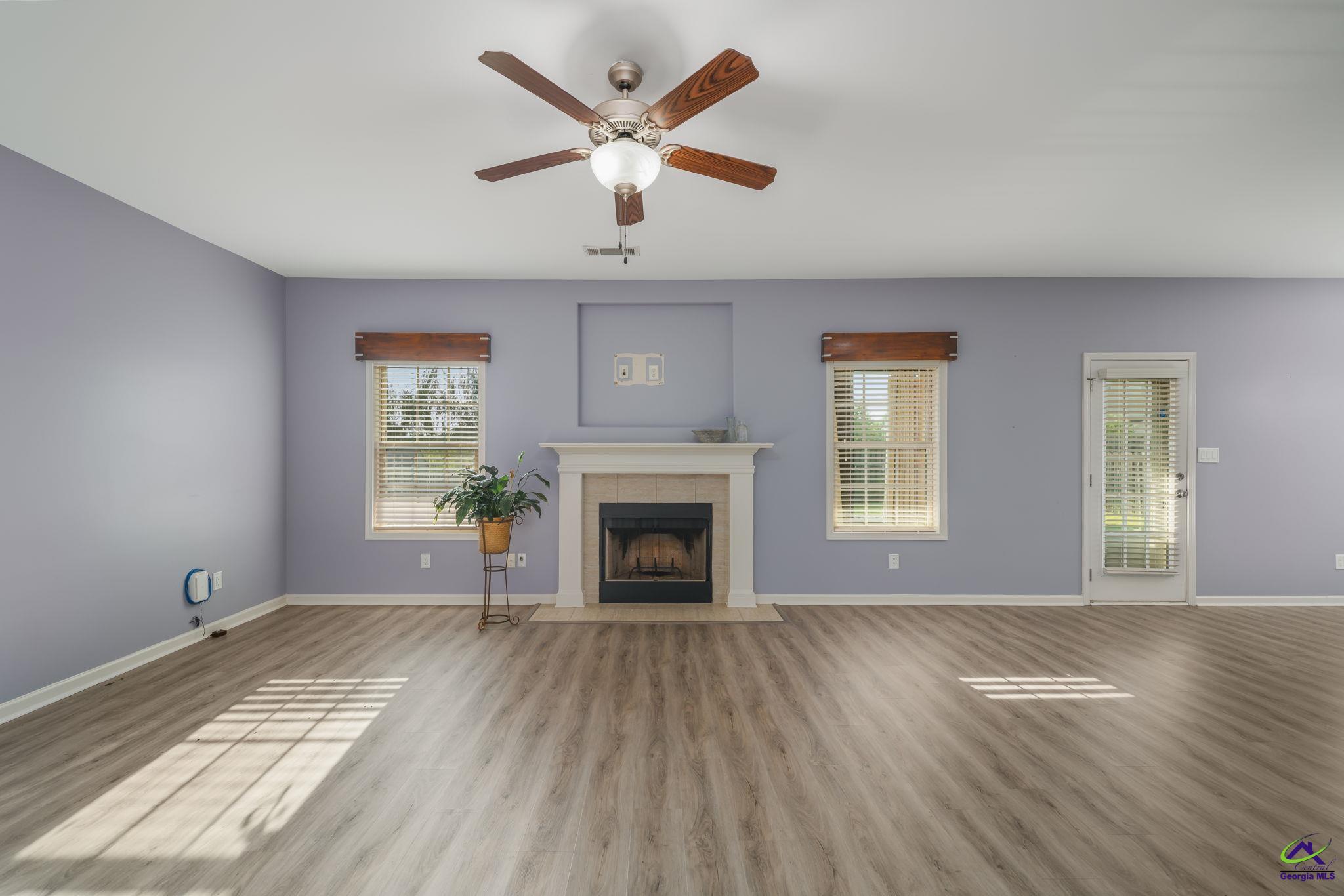 602 Rolling Acres Drive