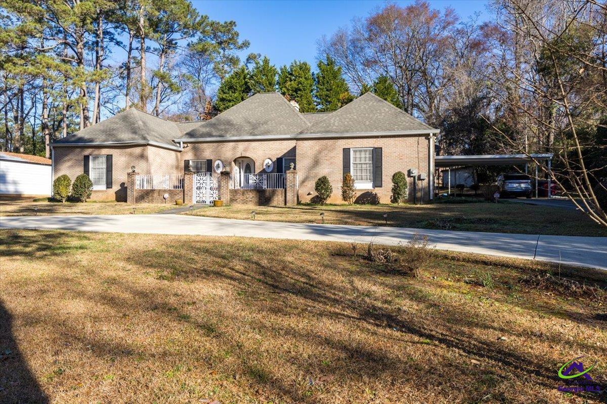 903 Tucker Road