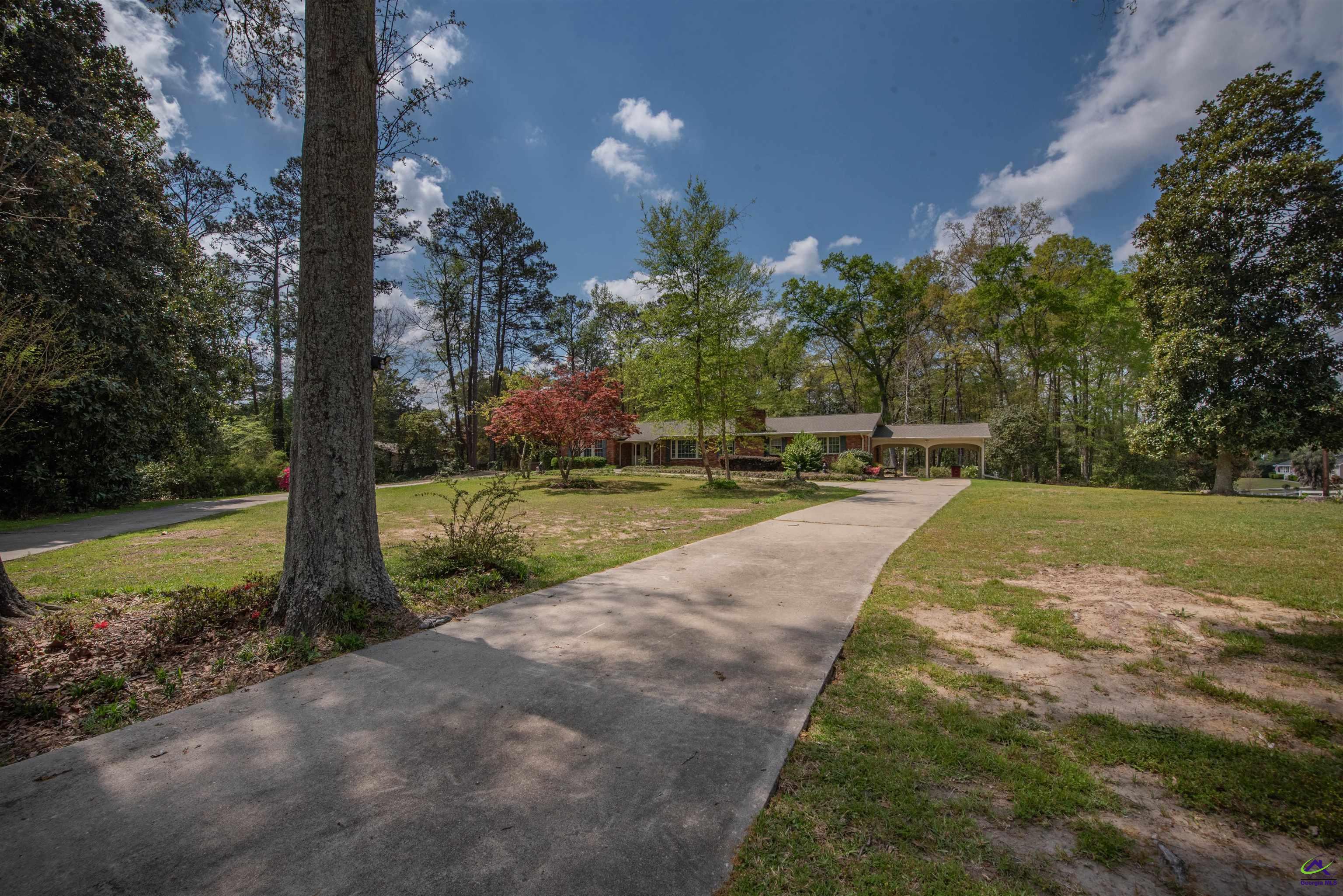 4350 Jones Rd