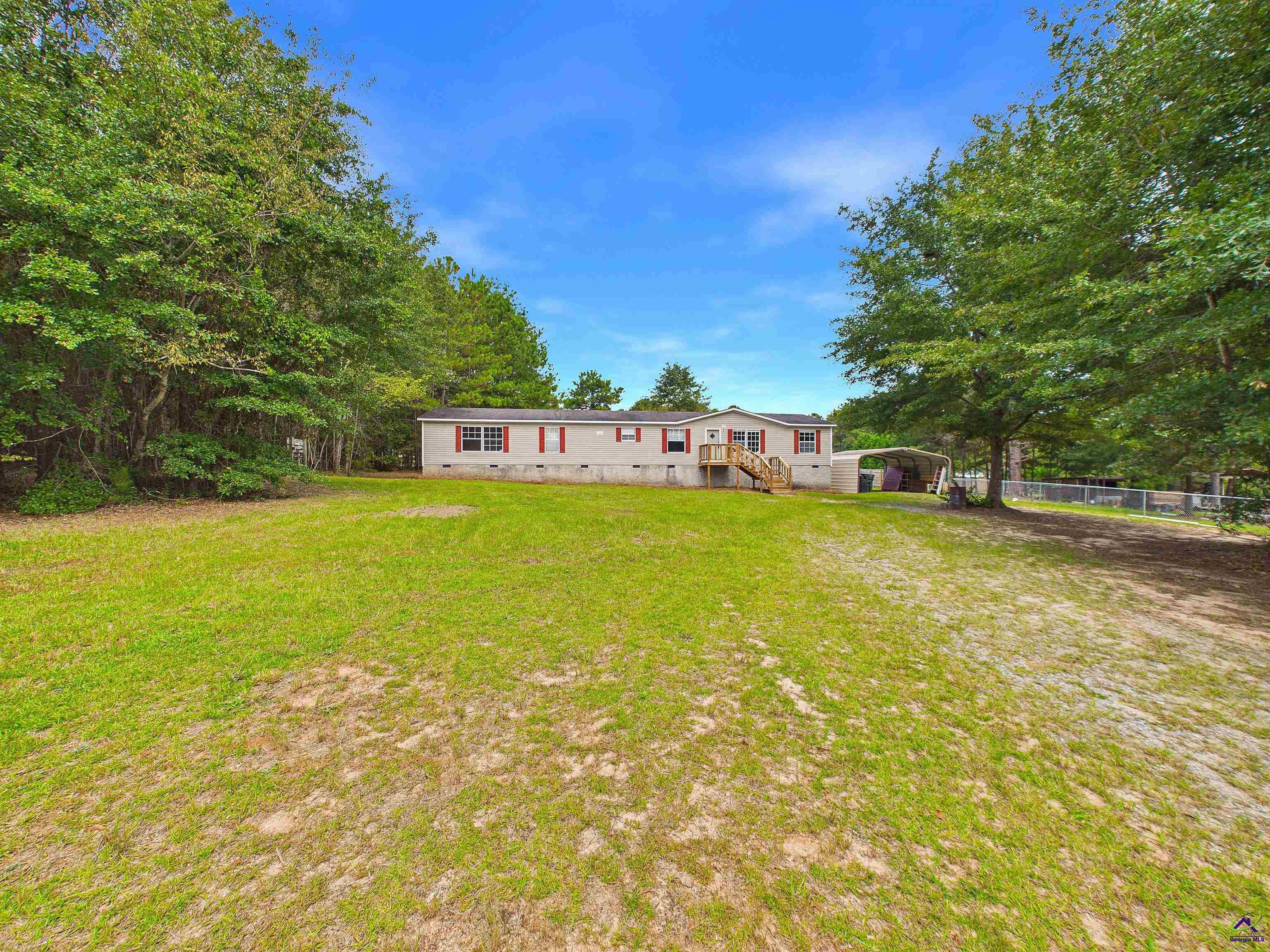 172 Edgewater Court