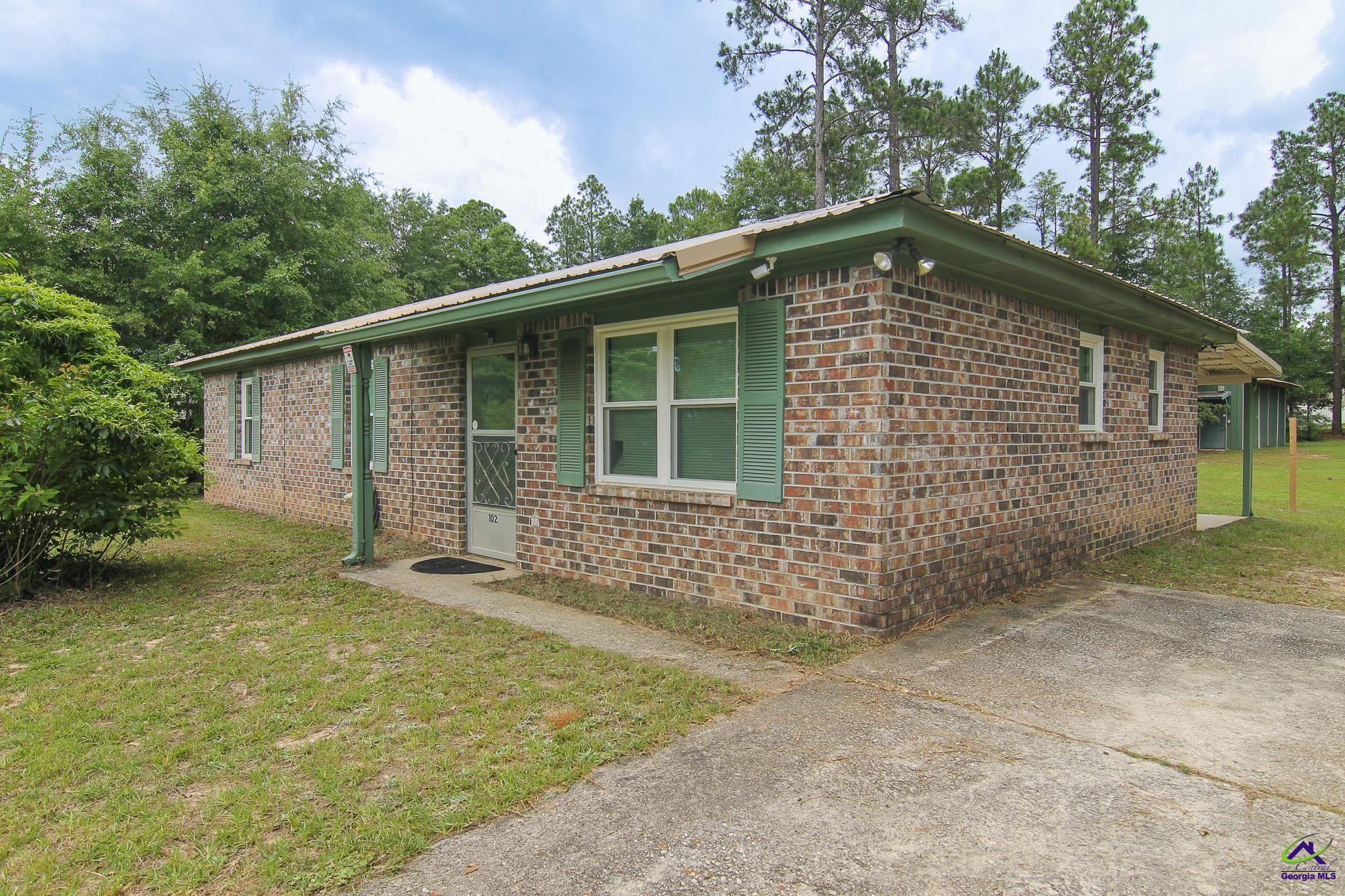 102 Plantation Drive