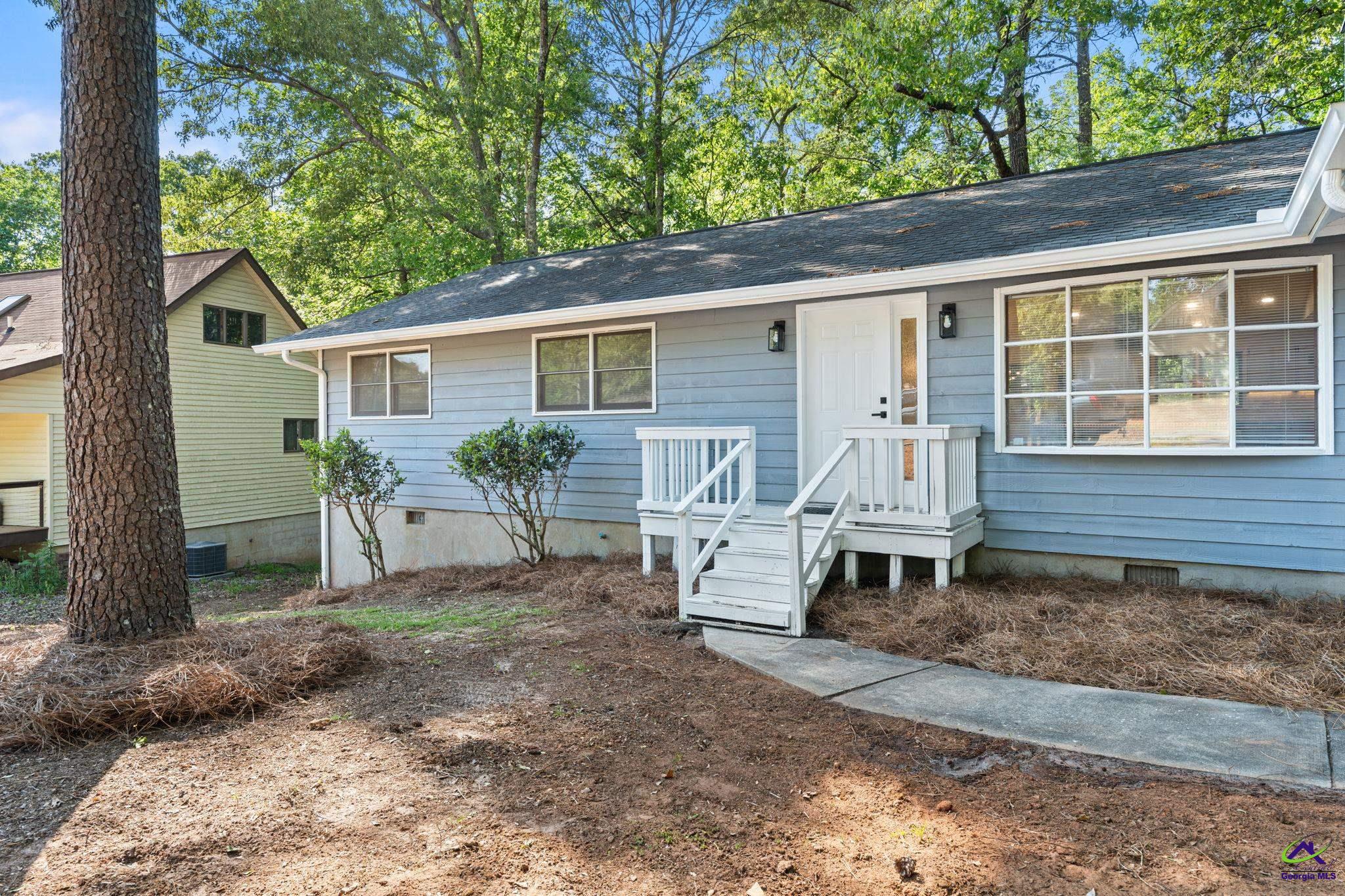 213 Dogwood Glen Dr