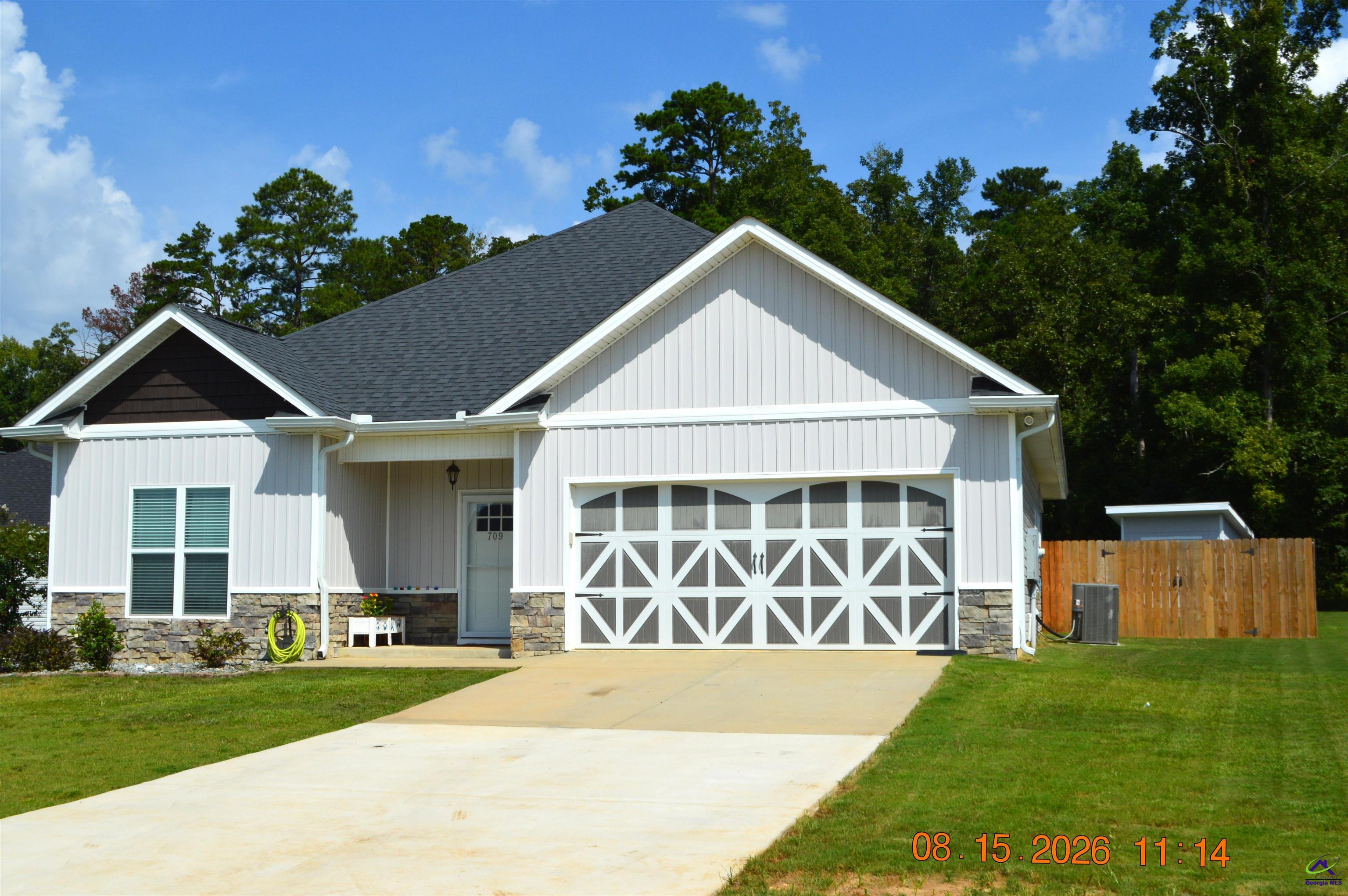 709 Adirondac Way