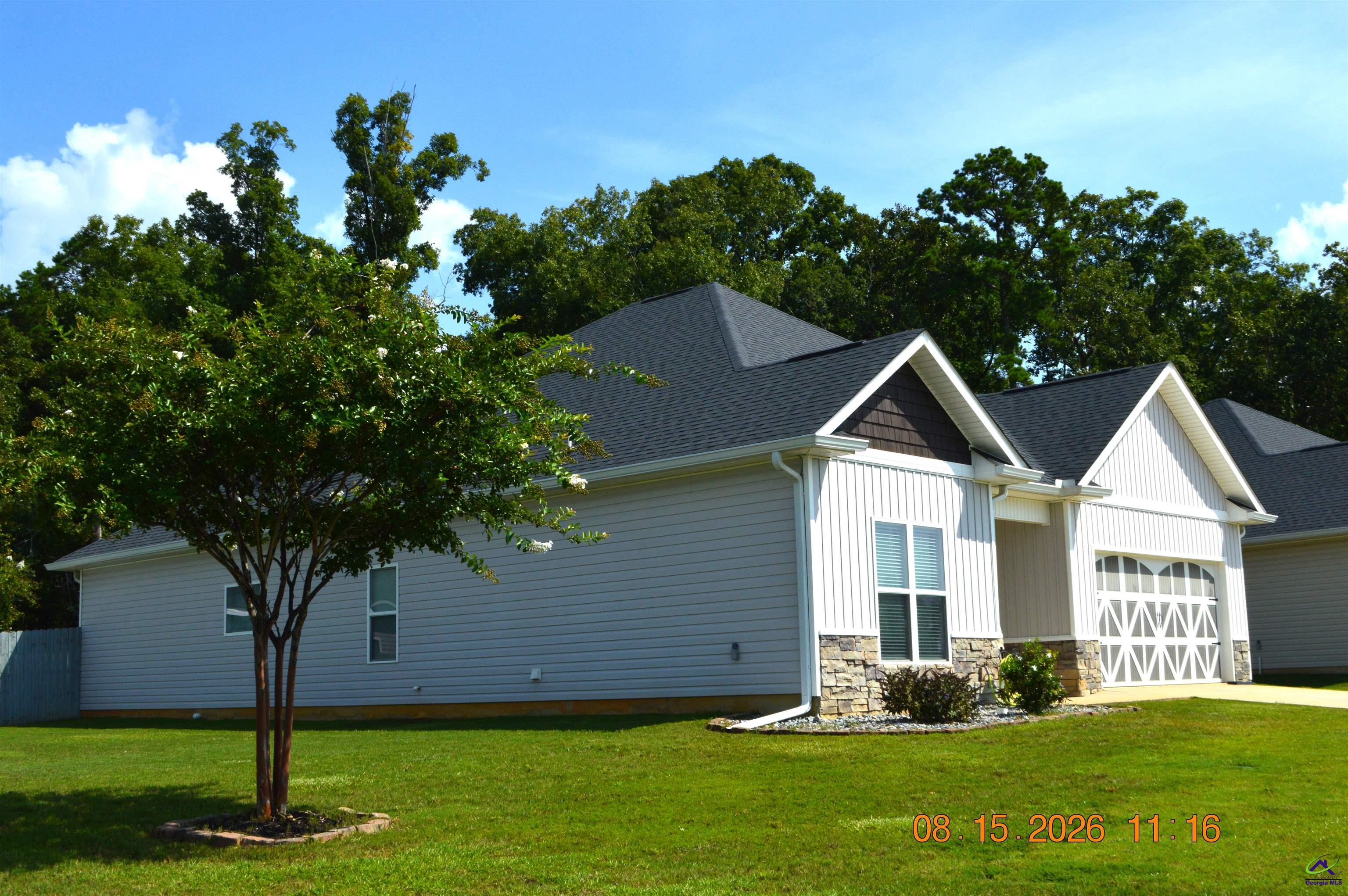 709 Adirondac Way