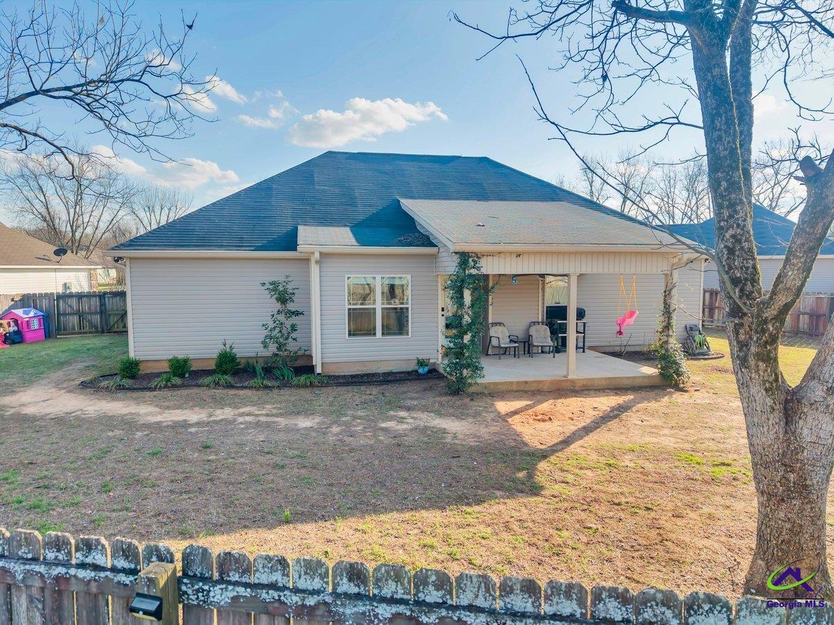 102 McEwen Drive