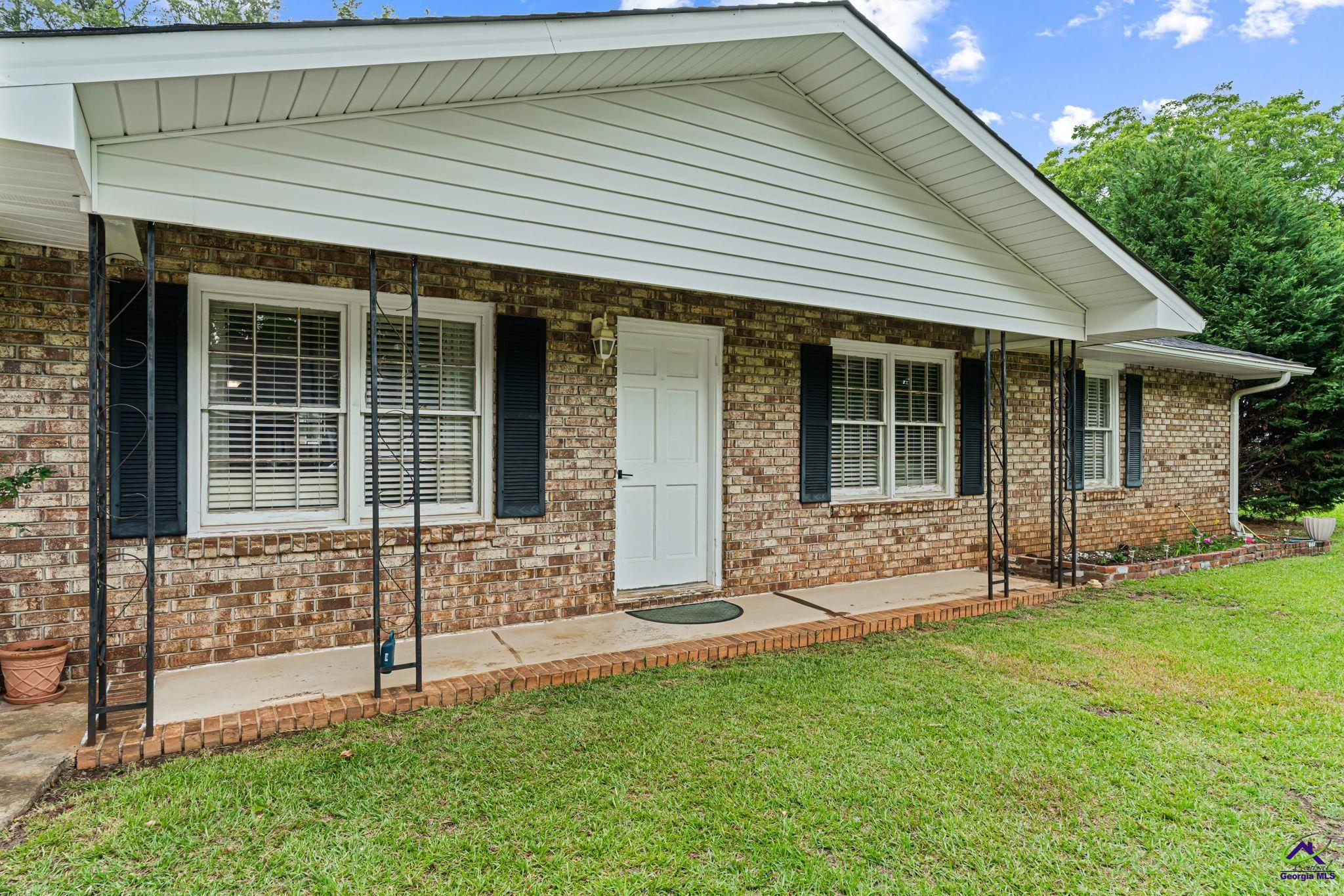 106 Galahad Drive