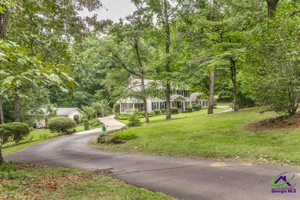 2311 Wesleyan Drive