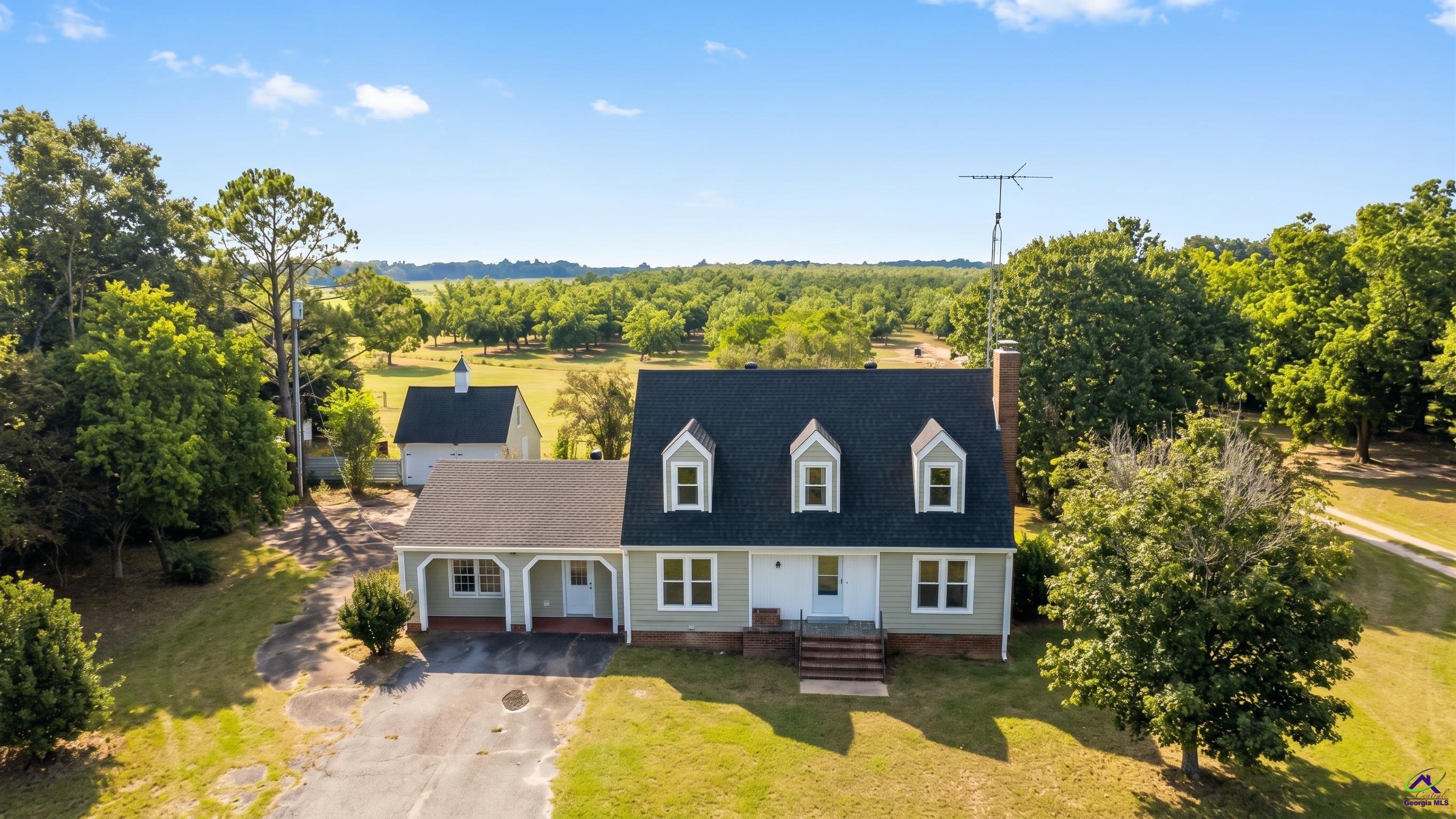 2689 S Hwy 41