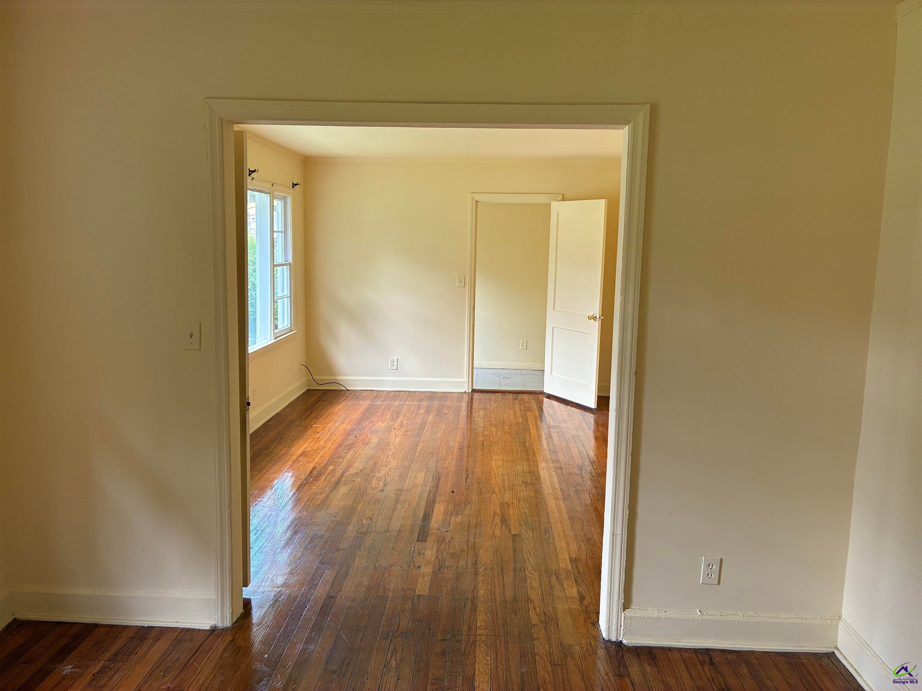 513 Lynmore Circle
