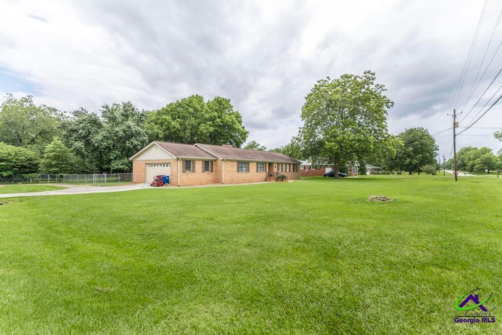 3708 Jones Road